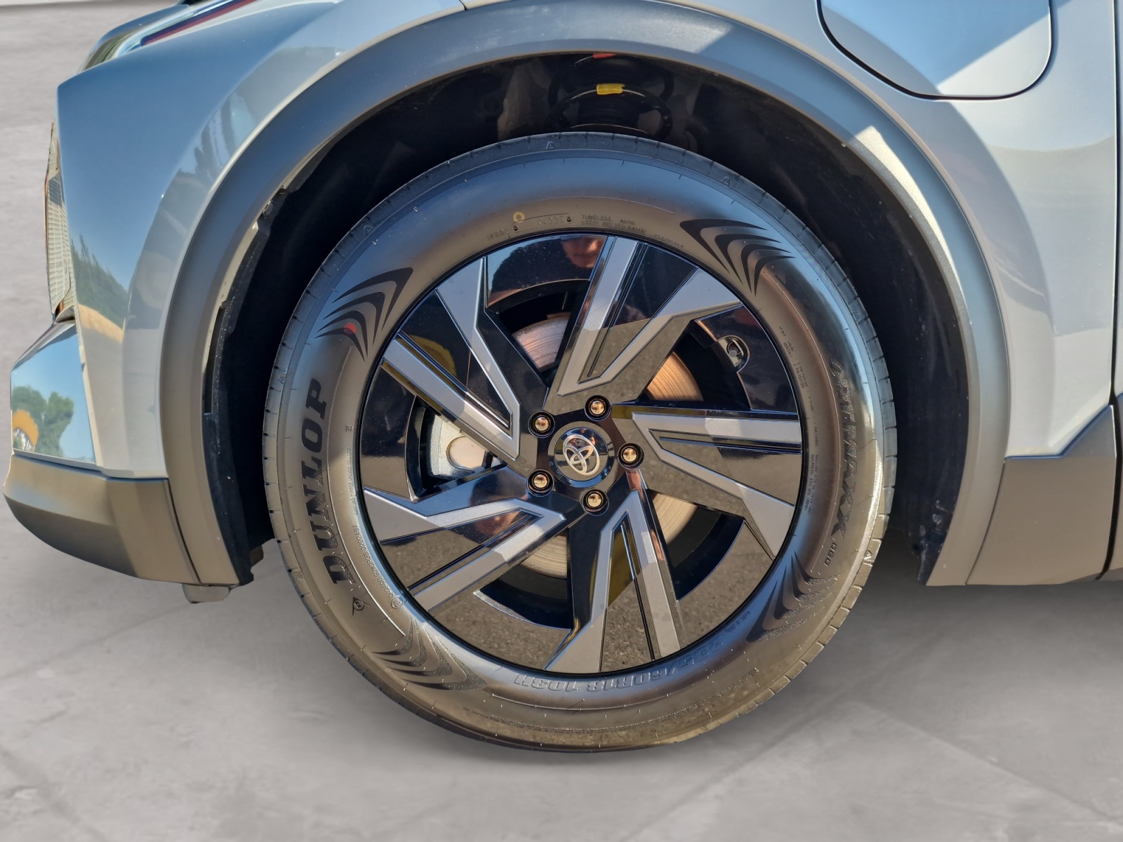 TOYOTA C-HR+ 77 kWh Style FWD Reichweite 607 km-image-9