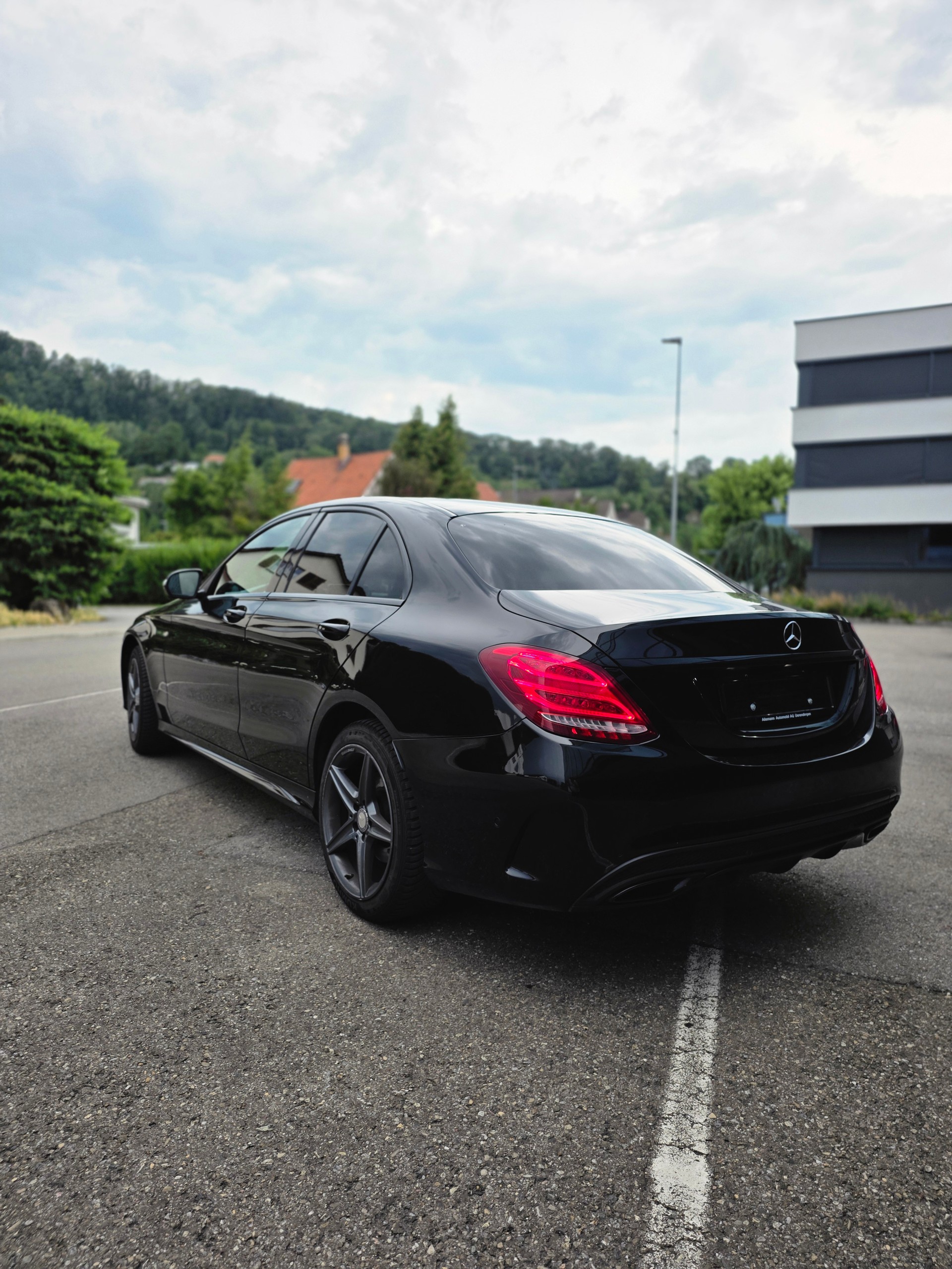 MERCEDES-BENZ C 220 BlueTEC AMG Line 7G-Tronic-image-4