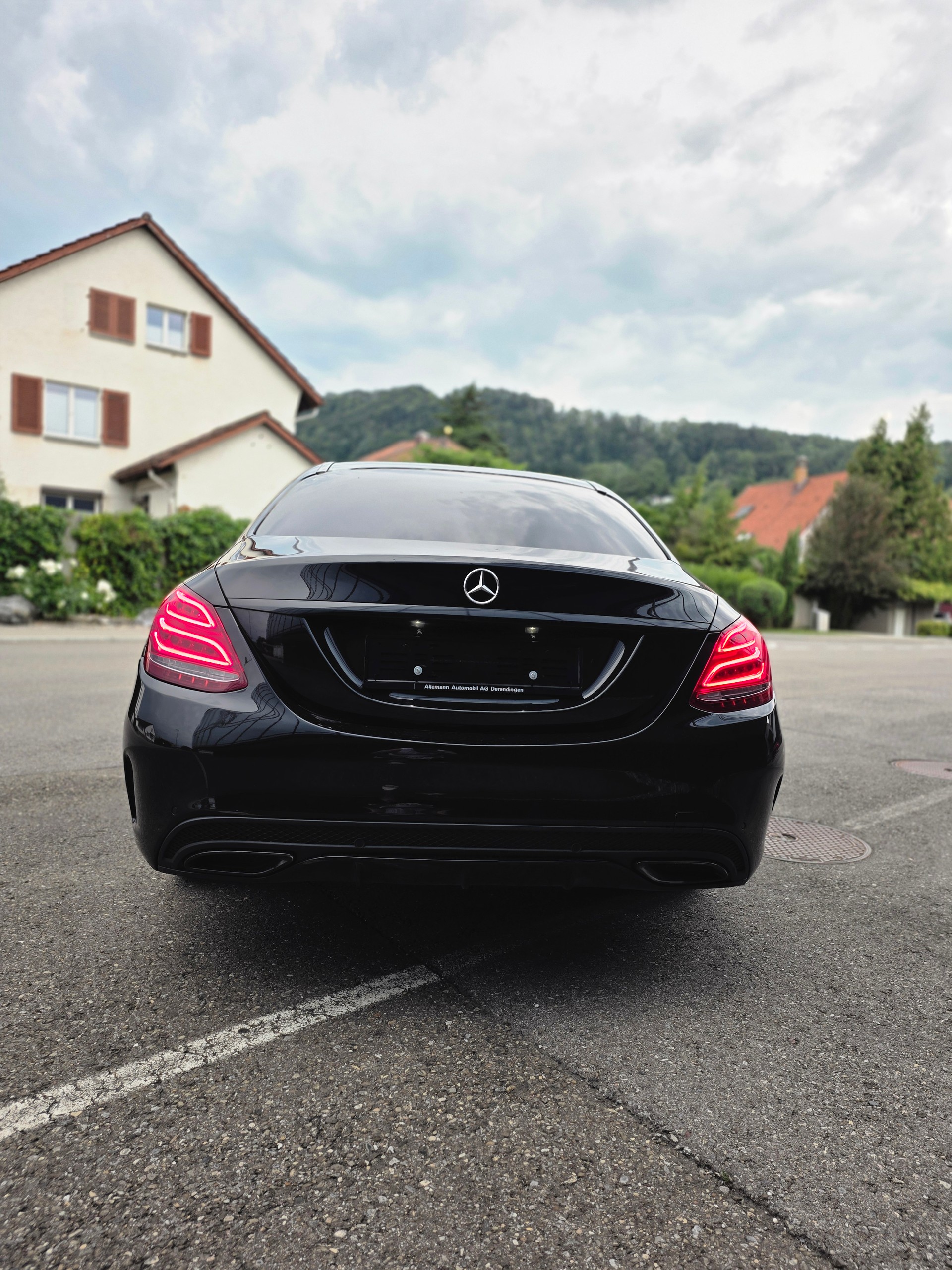 MERCEDES-BENZ C 220 BlueTEC AMG Line 7G-Tronic-image-3