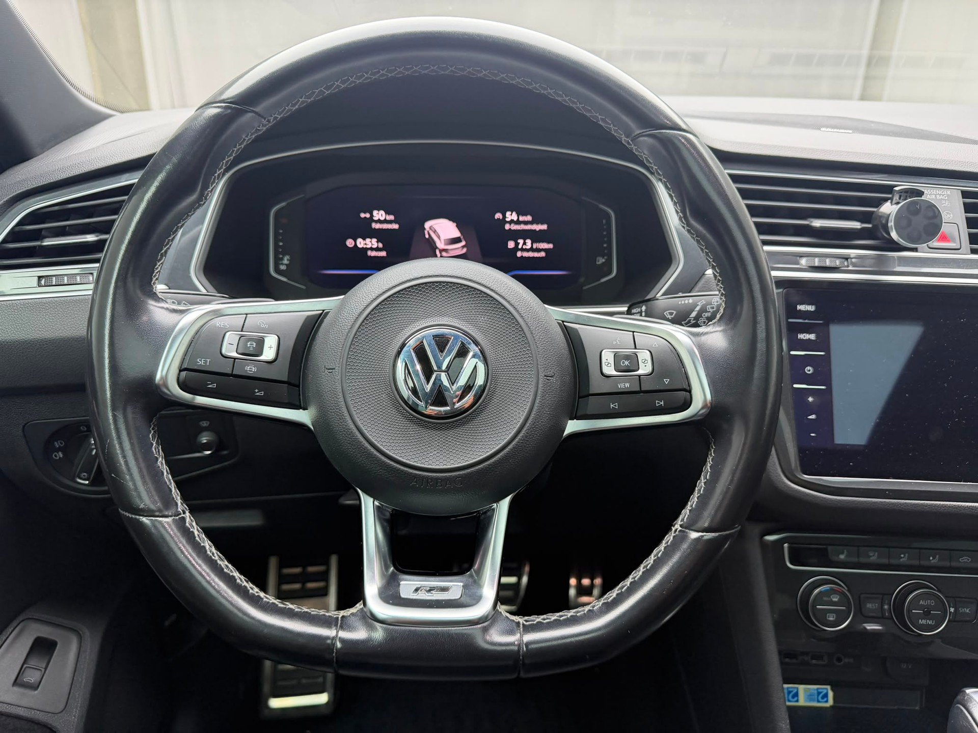 VW Tiguan 2.0 TDI SCR Highline 4Motion DSG-image-11