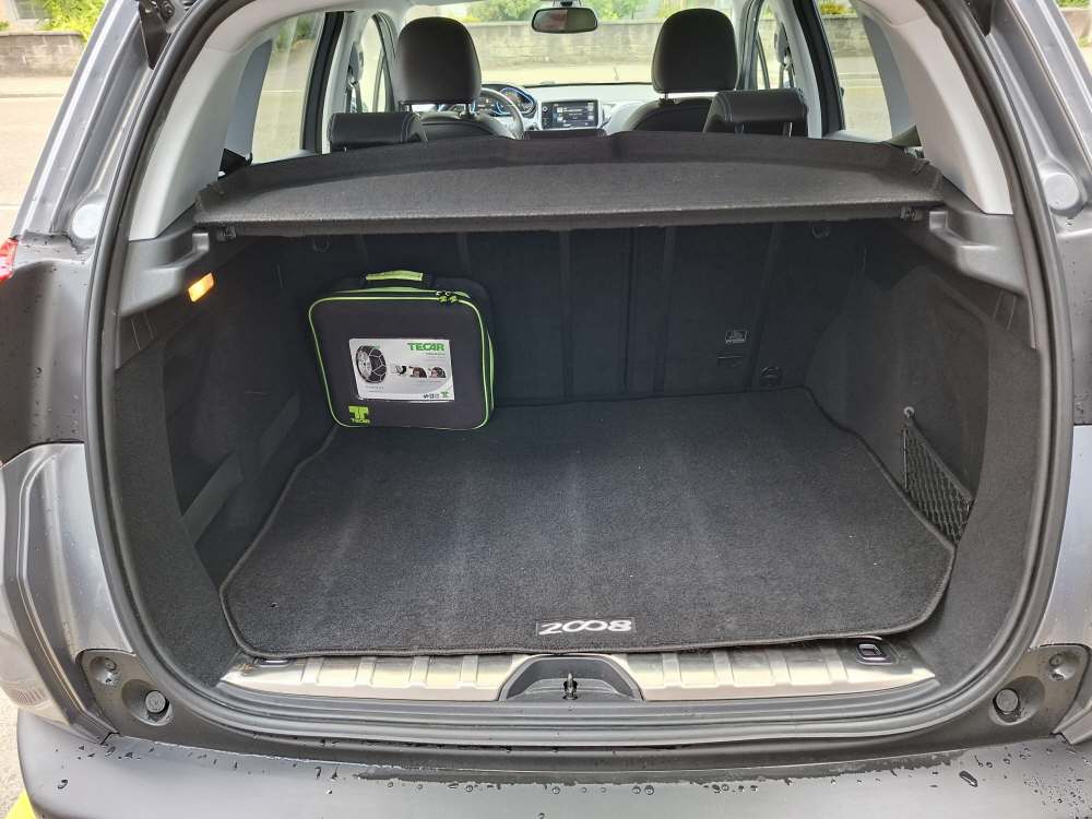 PEUGEOT 2008 1.6 VTi Allure-image-13