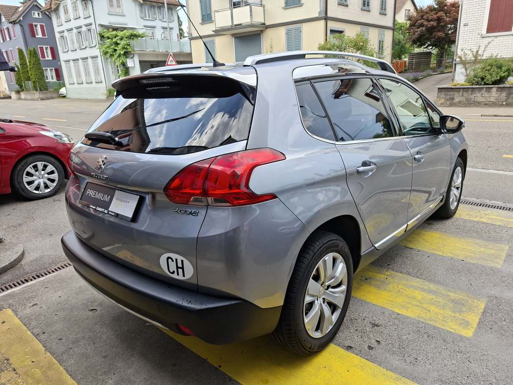 PEUGEOT 2008 1.6 VTi Allure-image-16