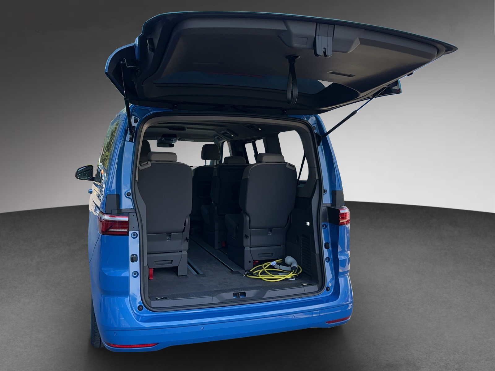 VW Multivan 1.4 eHybrid Liberty DSG Lang-image-7