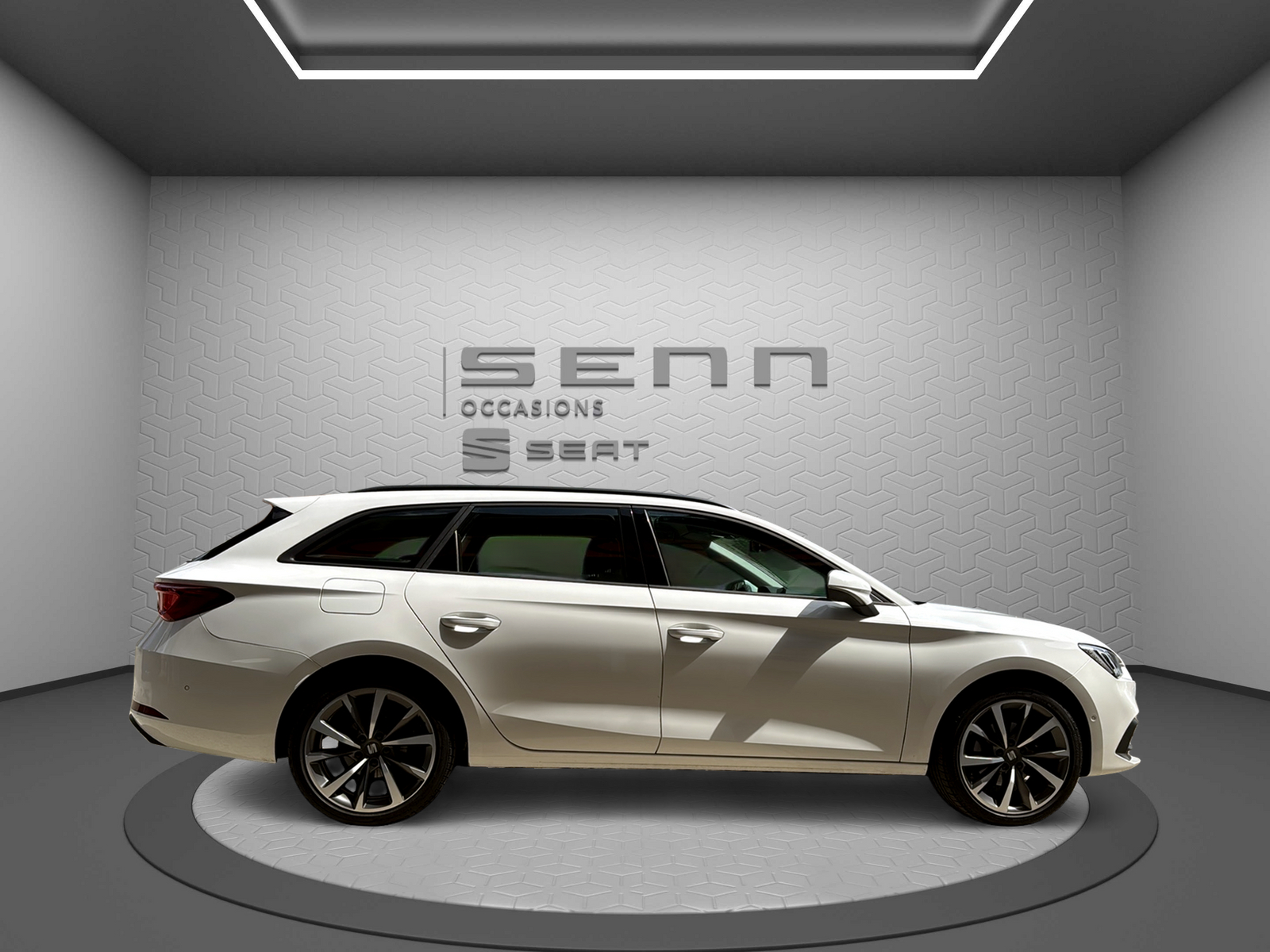 SEAT Leon ST 1.0 eTSI mHEV DSG Style-image-6