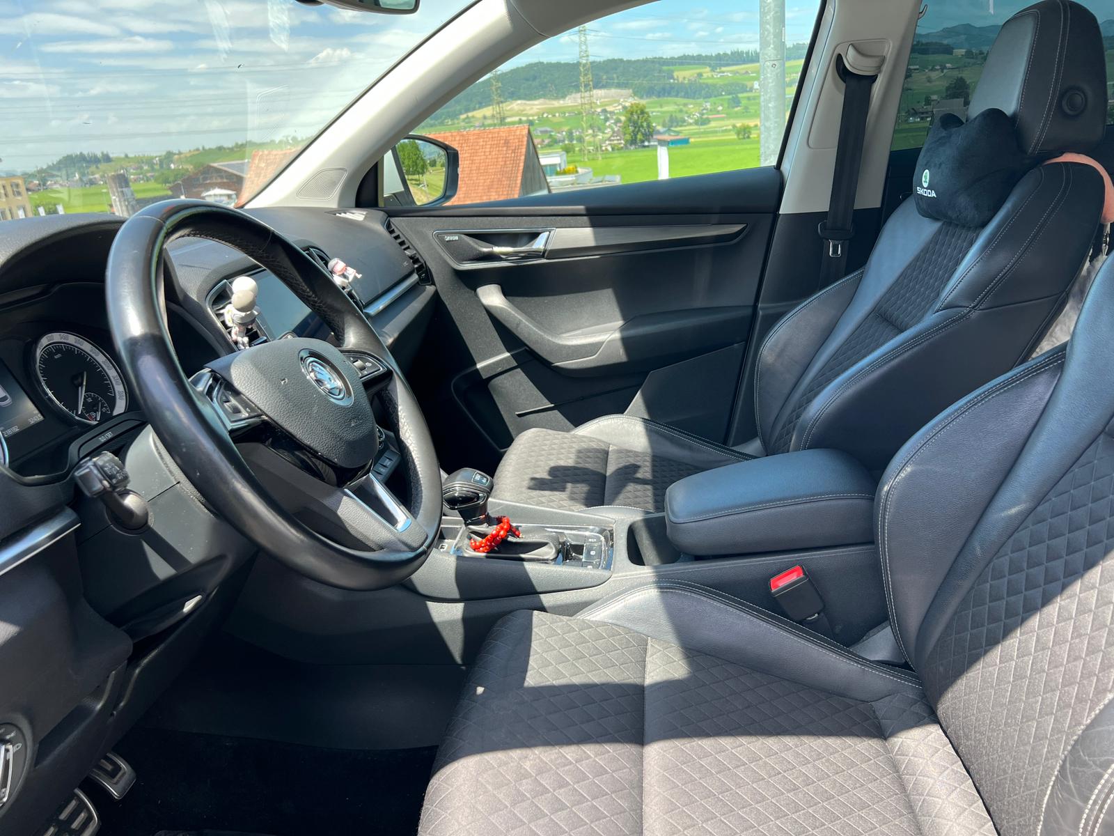 SKODA 2.0 TDI Style 4x4 DSG-image-4