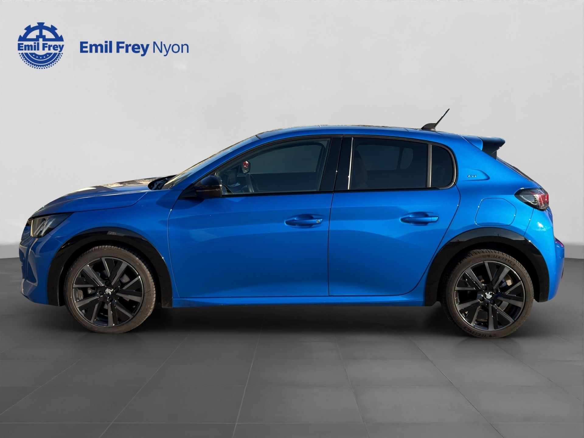 PEUGEOT 208 1.2 PureTech 100 GT-showroom-element-2