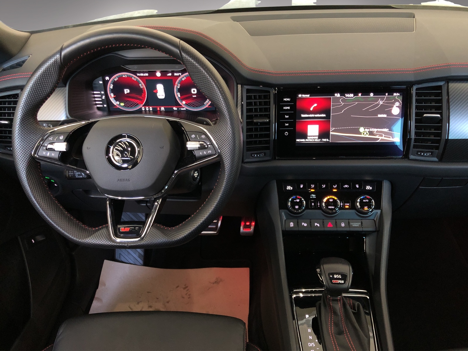 SKODA Kodiaq 2.0 TSI 4x4 RS-image-11