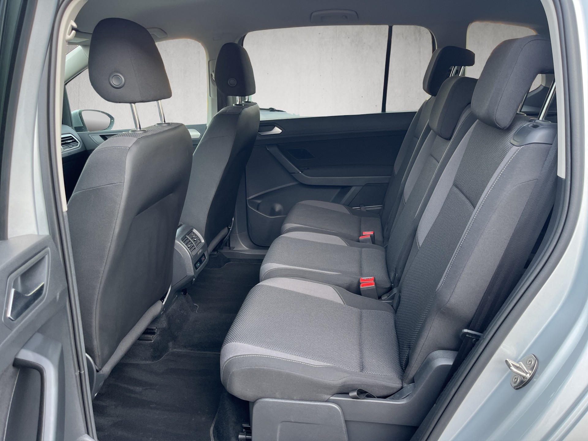 VW Touran 1.4 TSI BlueMotion Technology Trendline DSG, 7 Plätzer.-image-10