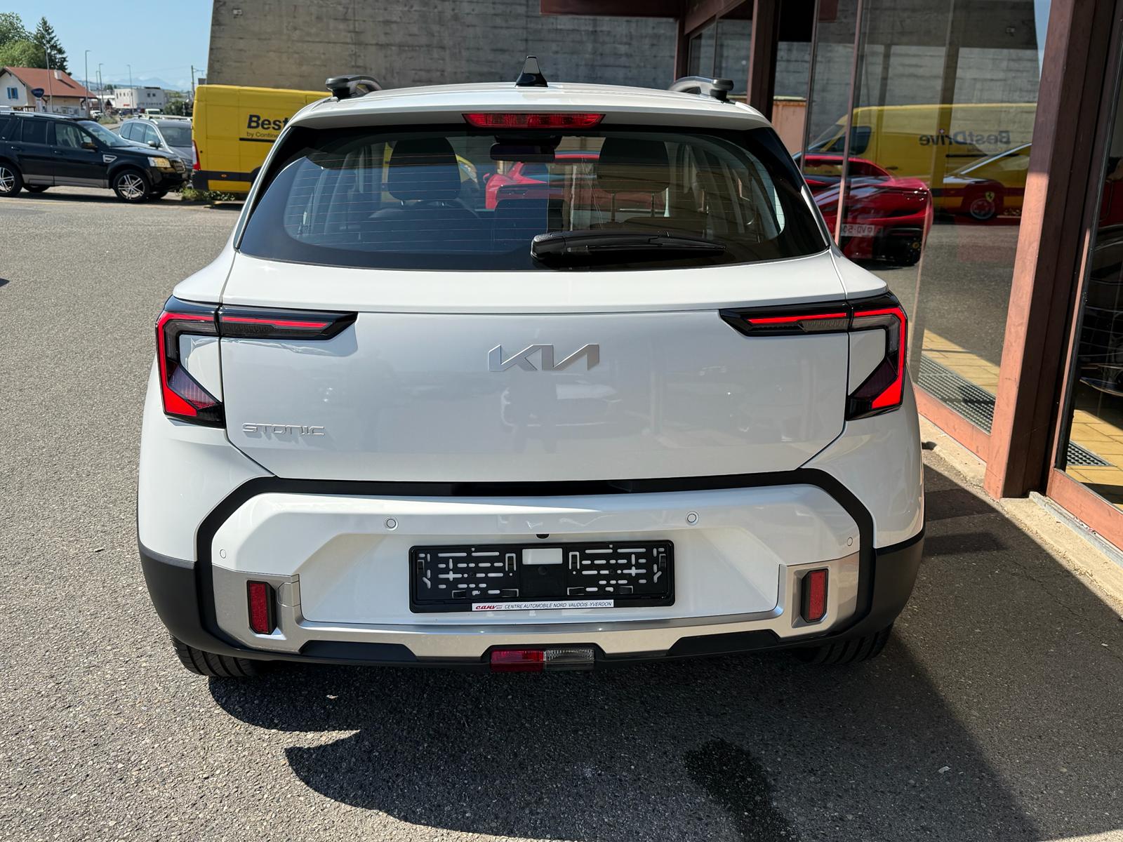 KIA Stonic 1.0 T-GDI MHEV GT-Line DCT-image-4
