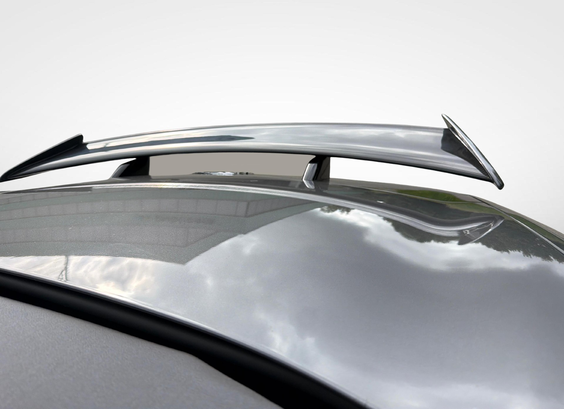 JAGUAR F-Type Convertible 5.0 V8 SVR AWD 575 PS-image-17