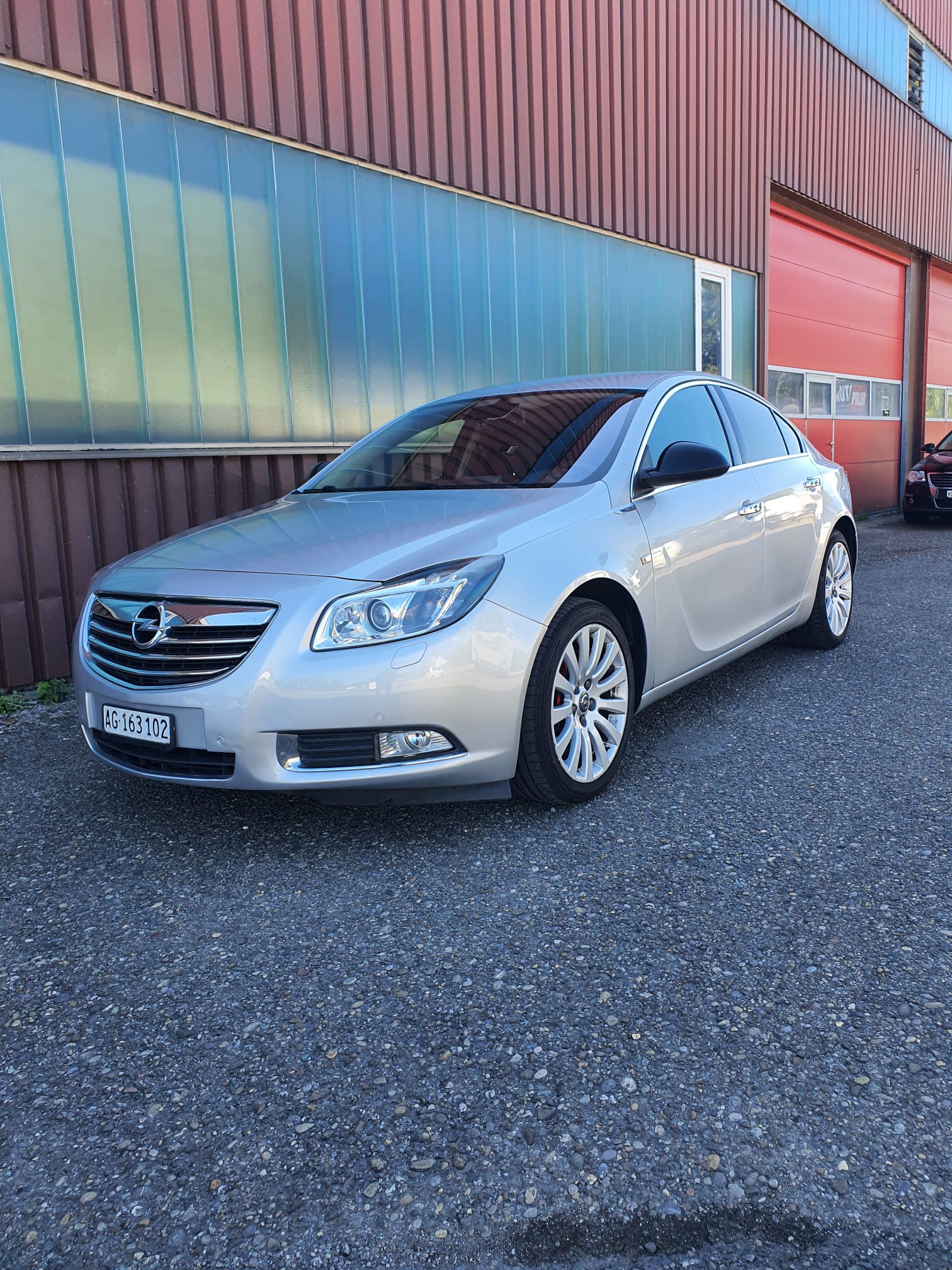 OPEL Insignia 2.8 Turbo Sport 4WD Automatic-image-2