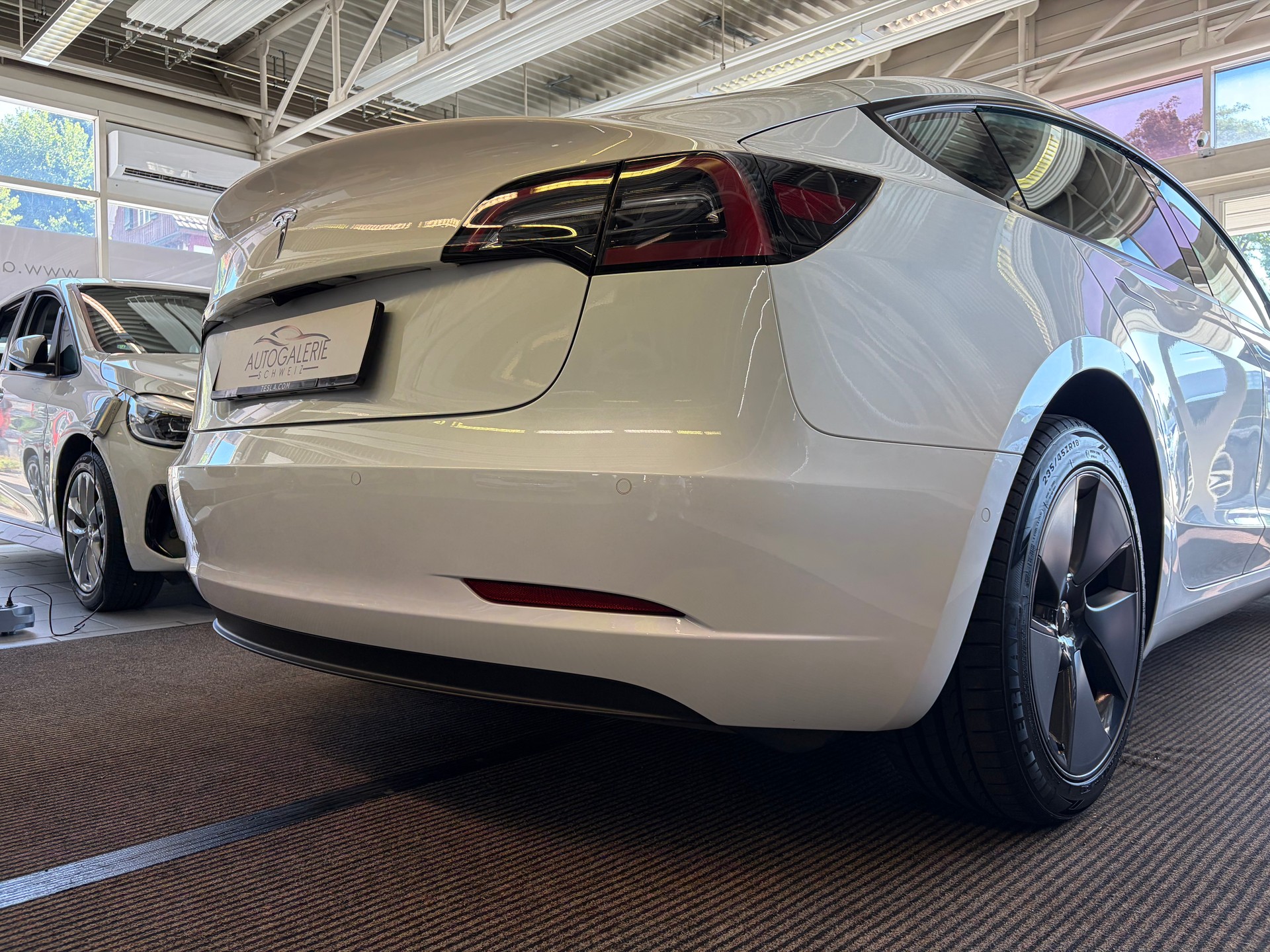 TESLA Model 3 | CH Fahrzeug | Erstbesitz | TOP Gepflegt | Enhanced Autopilot |-image-25