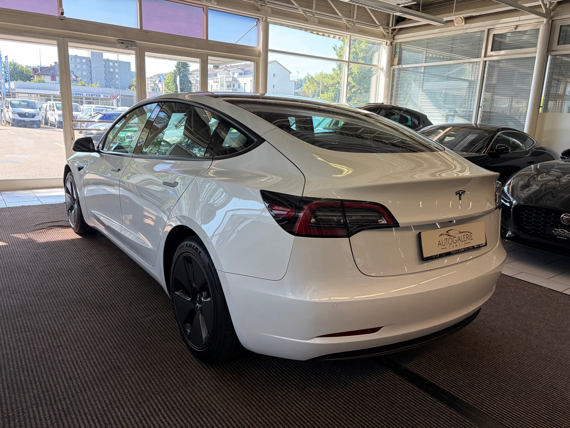 TESLA Model 3 | CH Fahrzeug | Erstbesitz | TOP Gepflegt | Enhanced Autopilot |-image-10