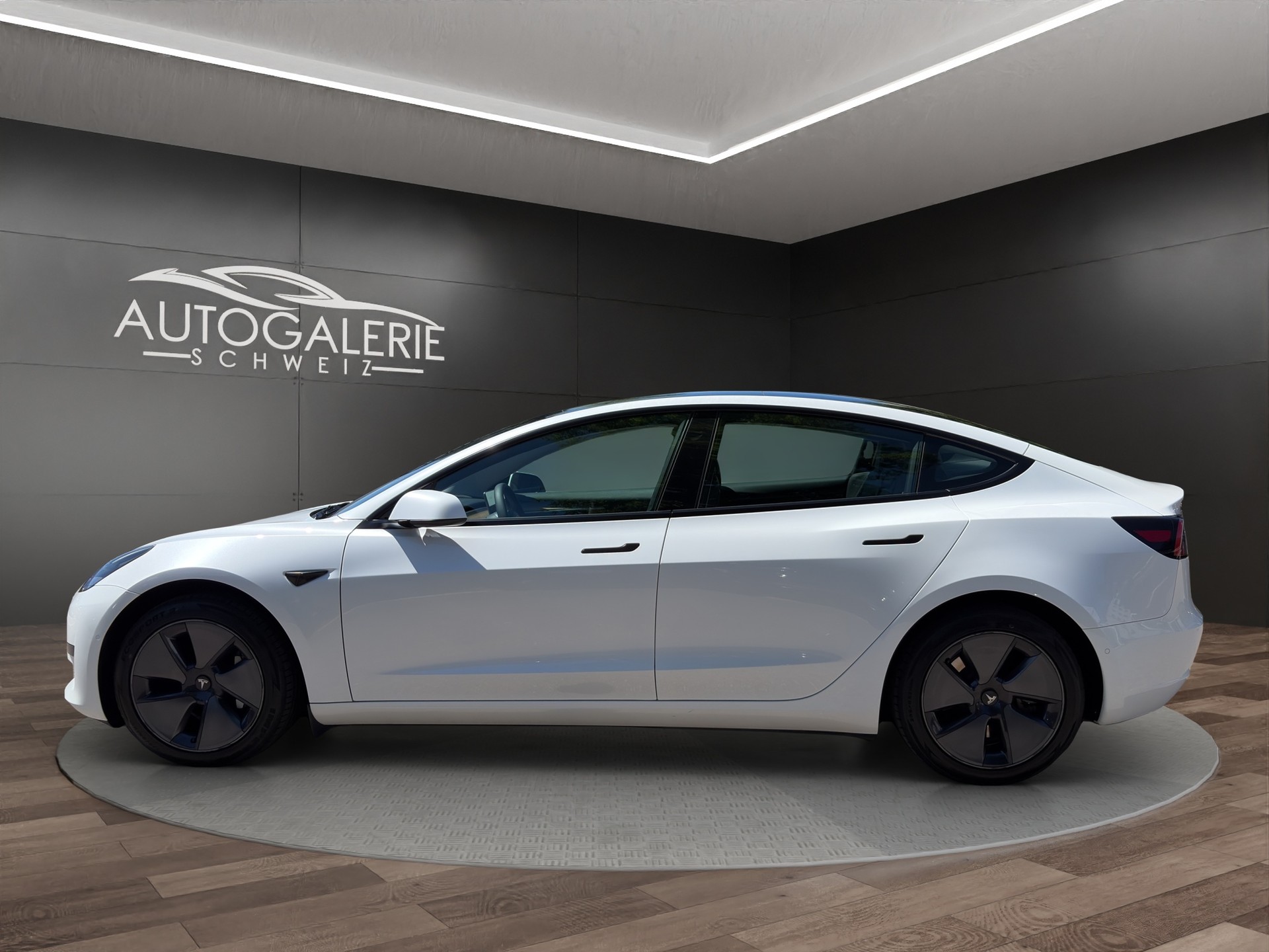 TESLA Model 3 | CH Fahrzeug | Erstbesitz | TOP Gepflegt | Enhanced Autopilot |-showroom-element-1