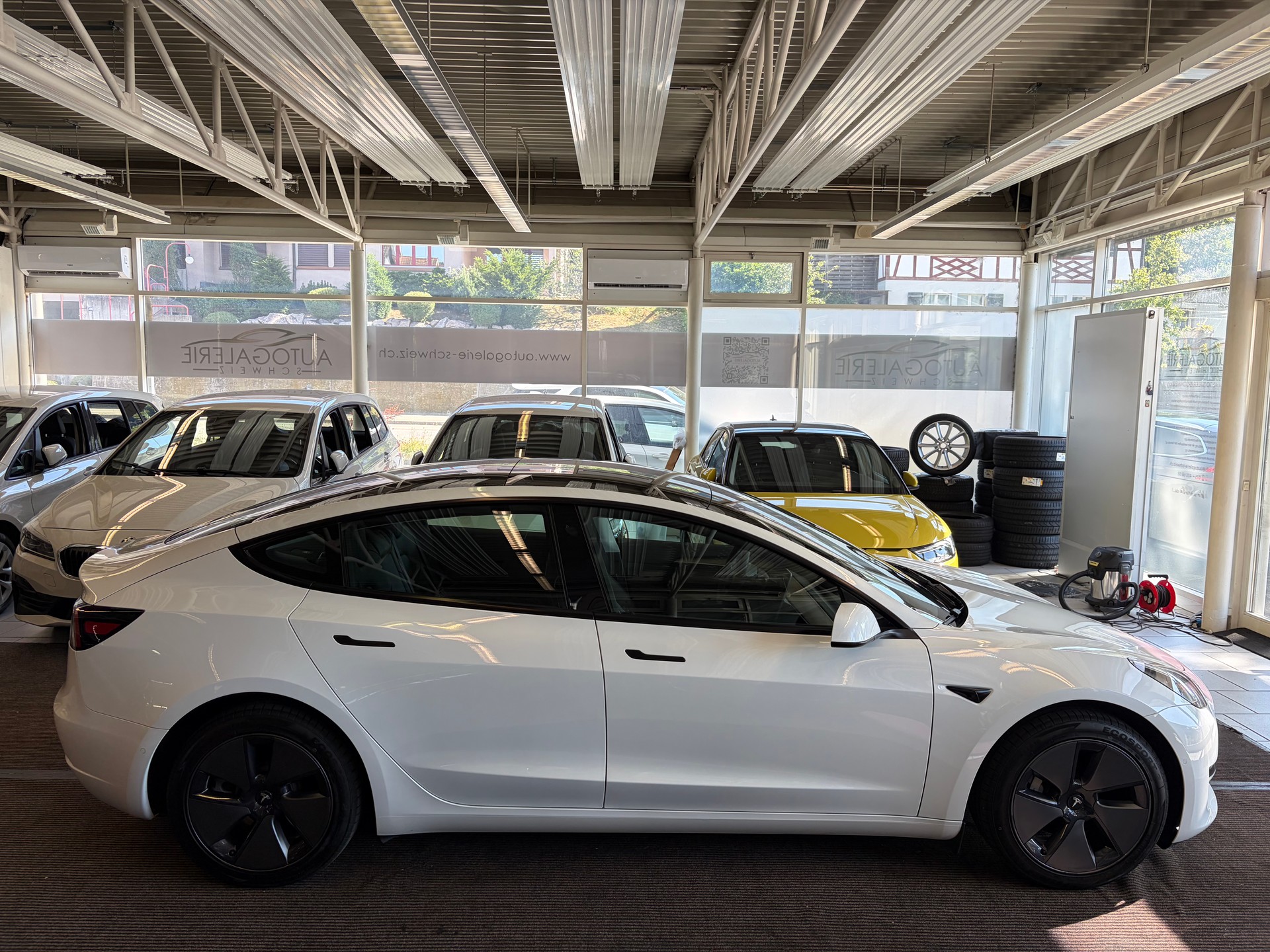 TESLA Model 3 | CH Fahrzeug | Erstbesitz | TOP Gepflegt | Enhanced Autopilot |-image-27
