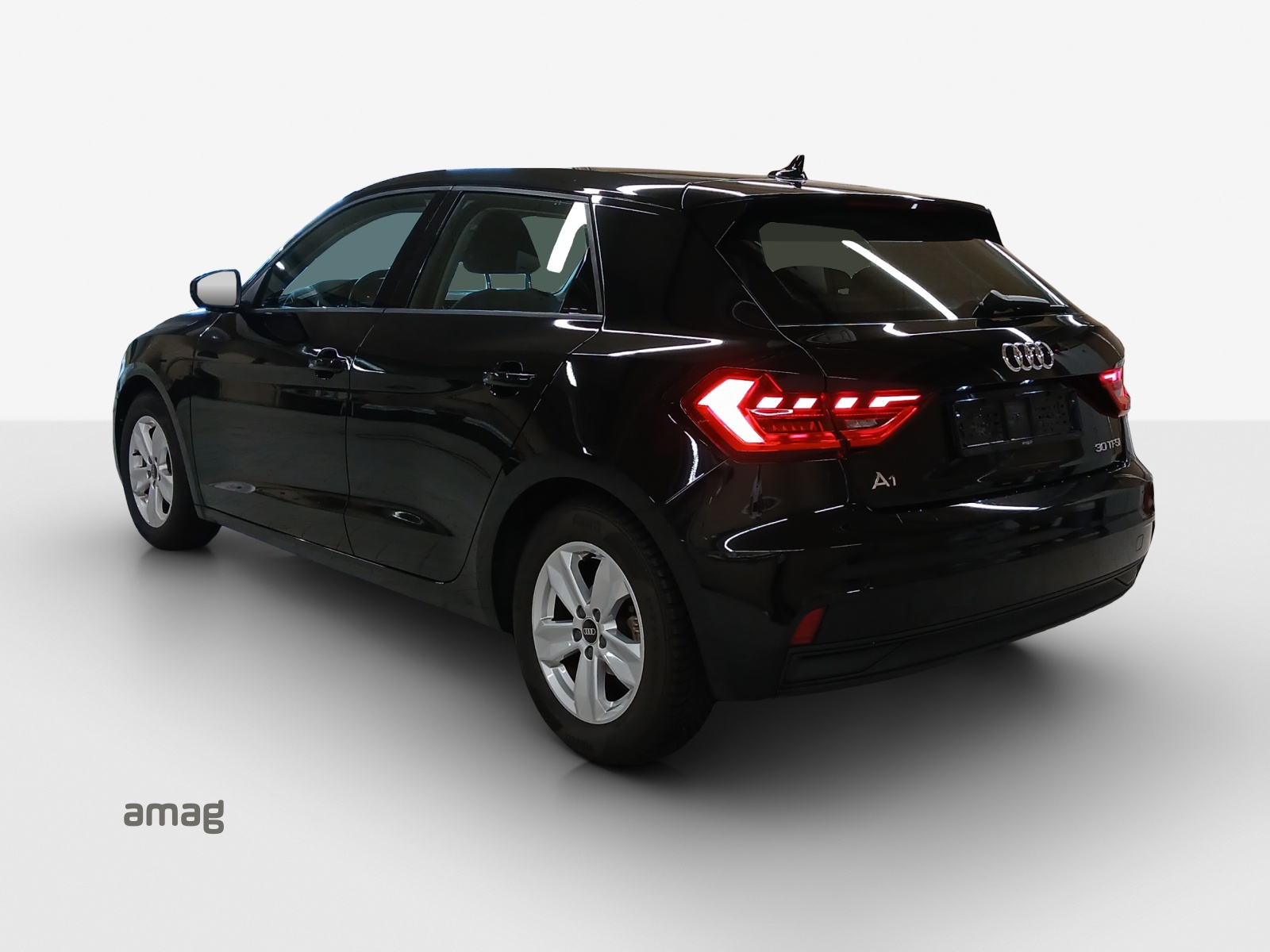 AUDI A1 Sportback 30 TFSI Attraction S-tronic-image-2