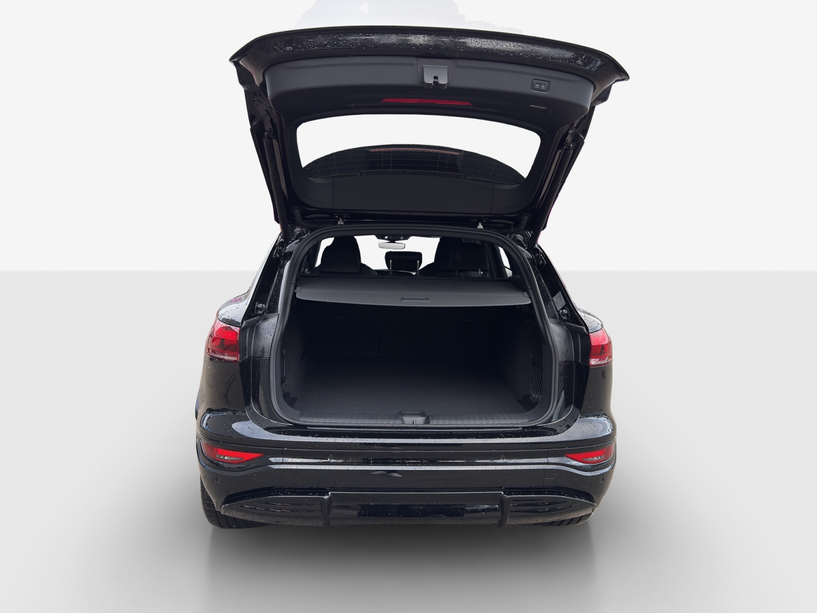 AUDI Q6 e-tron quattro-image-12