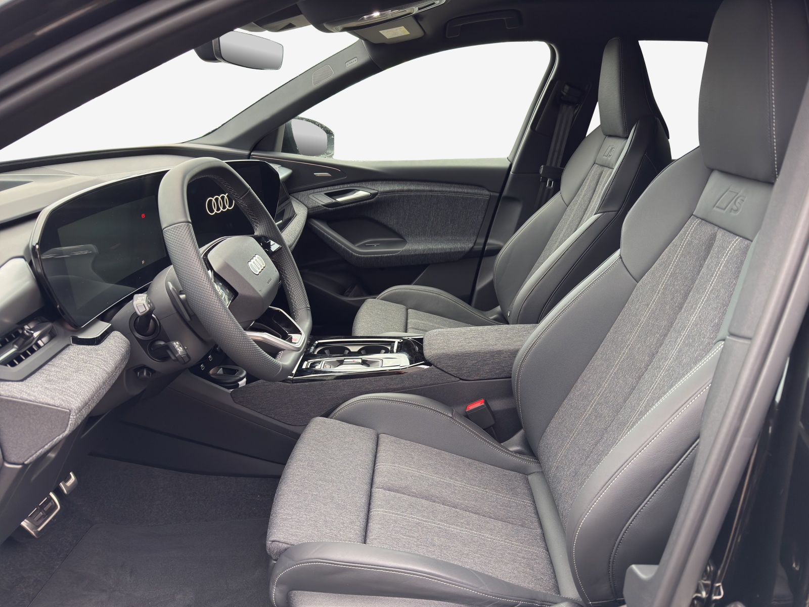 AUDI Q6 e-tron quattro-image-7