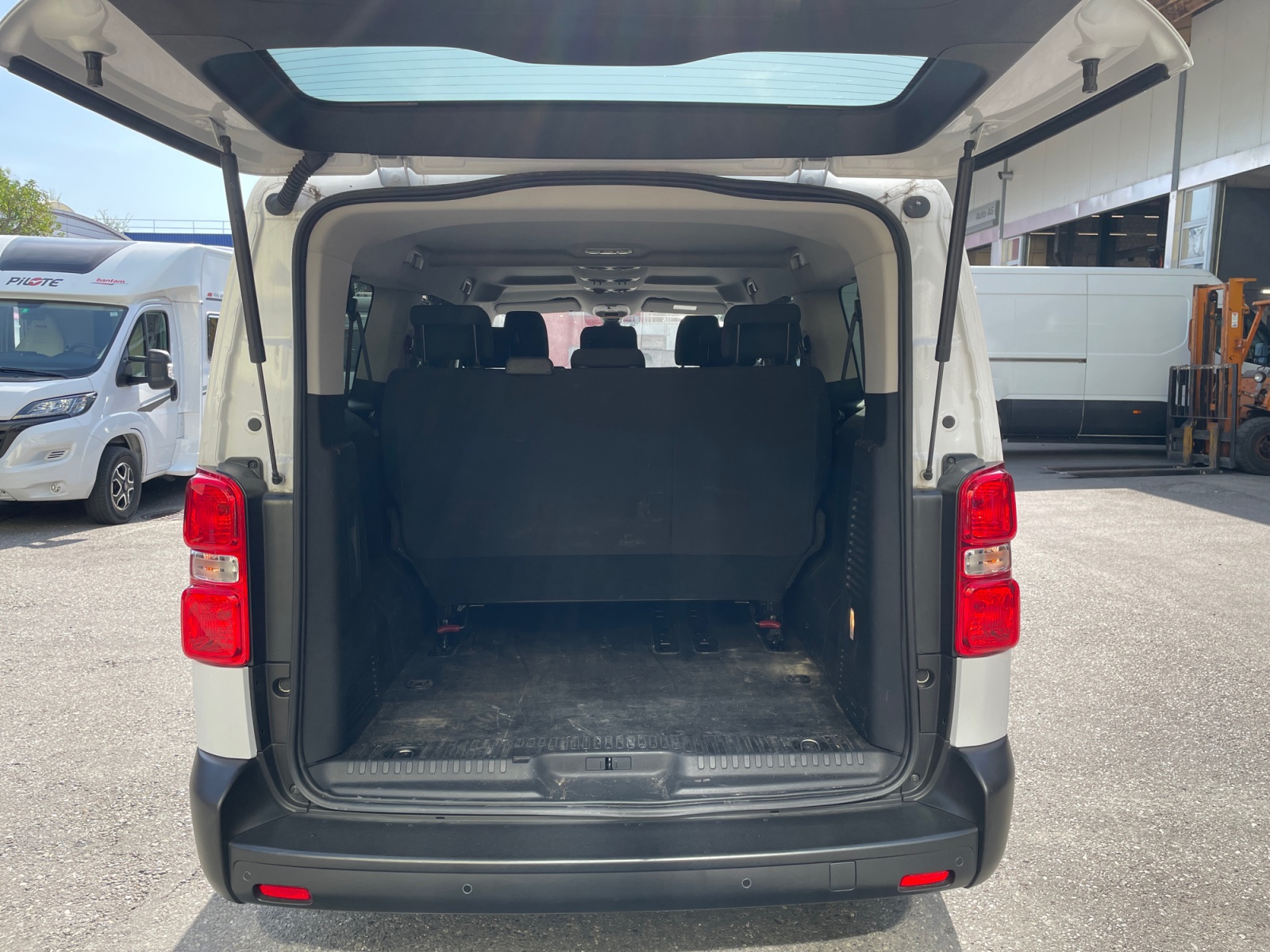 FIAT Scudo 2.0 BlueHDi L3 EAT8-image-5
