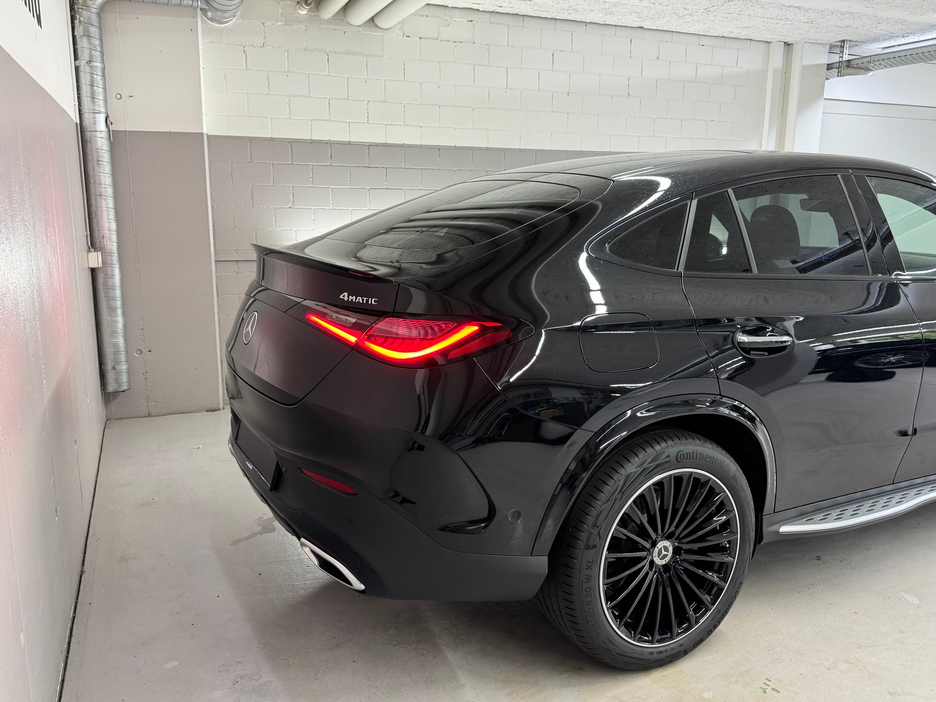 MERCEDES-BENZ GLC Coupé 300 4Matic 9G-Tronic-image-3