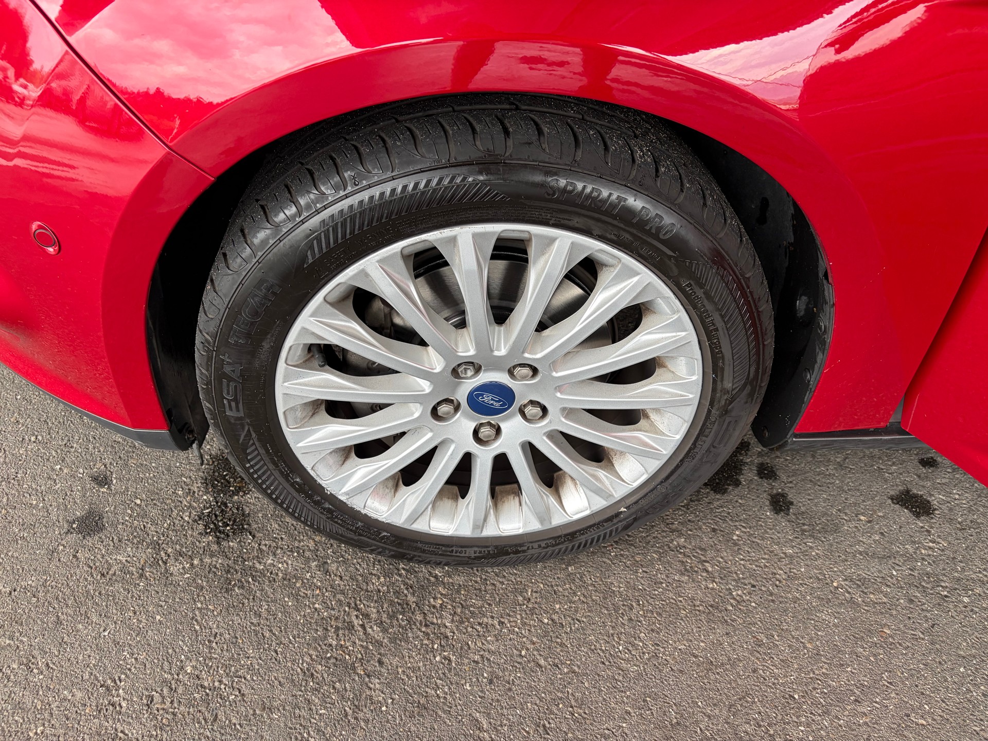 FORD Focus 1.6 SCTi Titanium-image-8