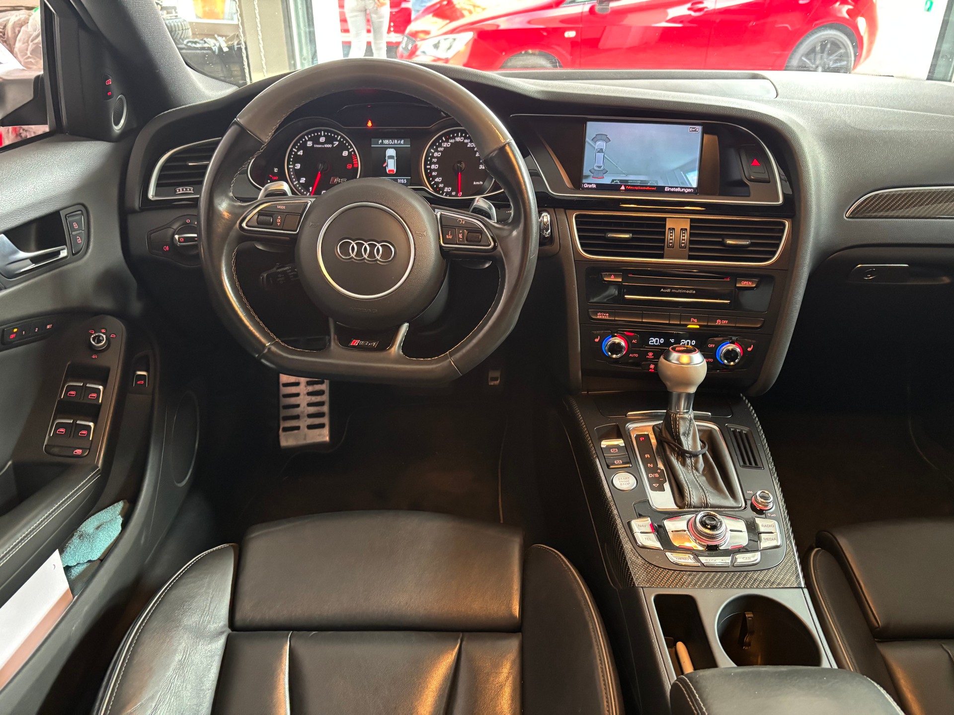 AUDI RS4 Avant 4.2 FSI V8 quattro S-tronic-image-11