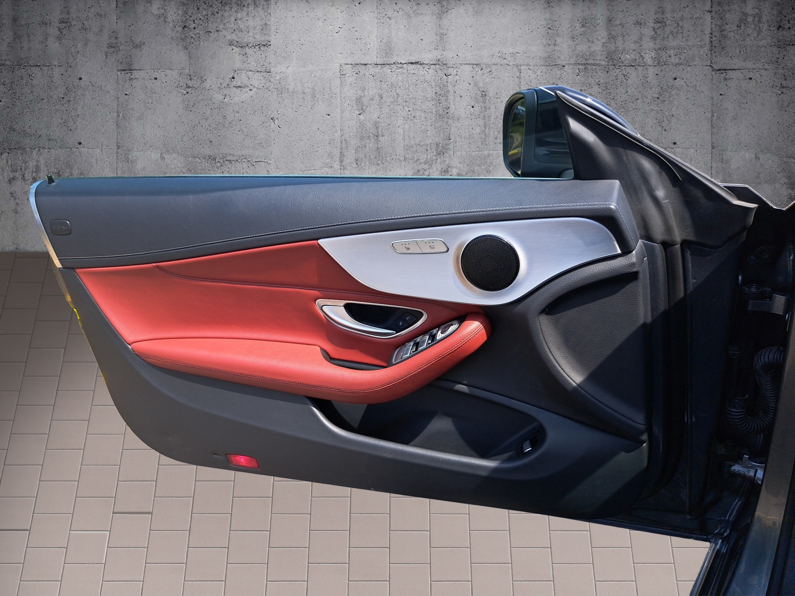 MERCEDES-BENZ C-CLASS Cabriolet C 43 AMG-image-14