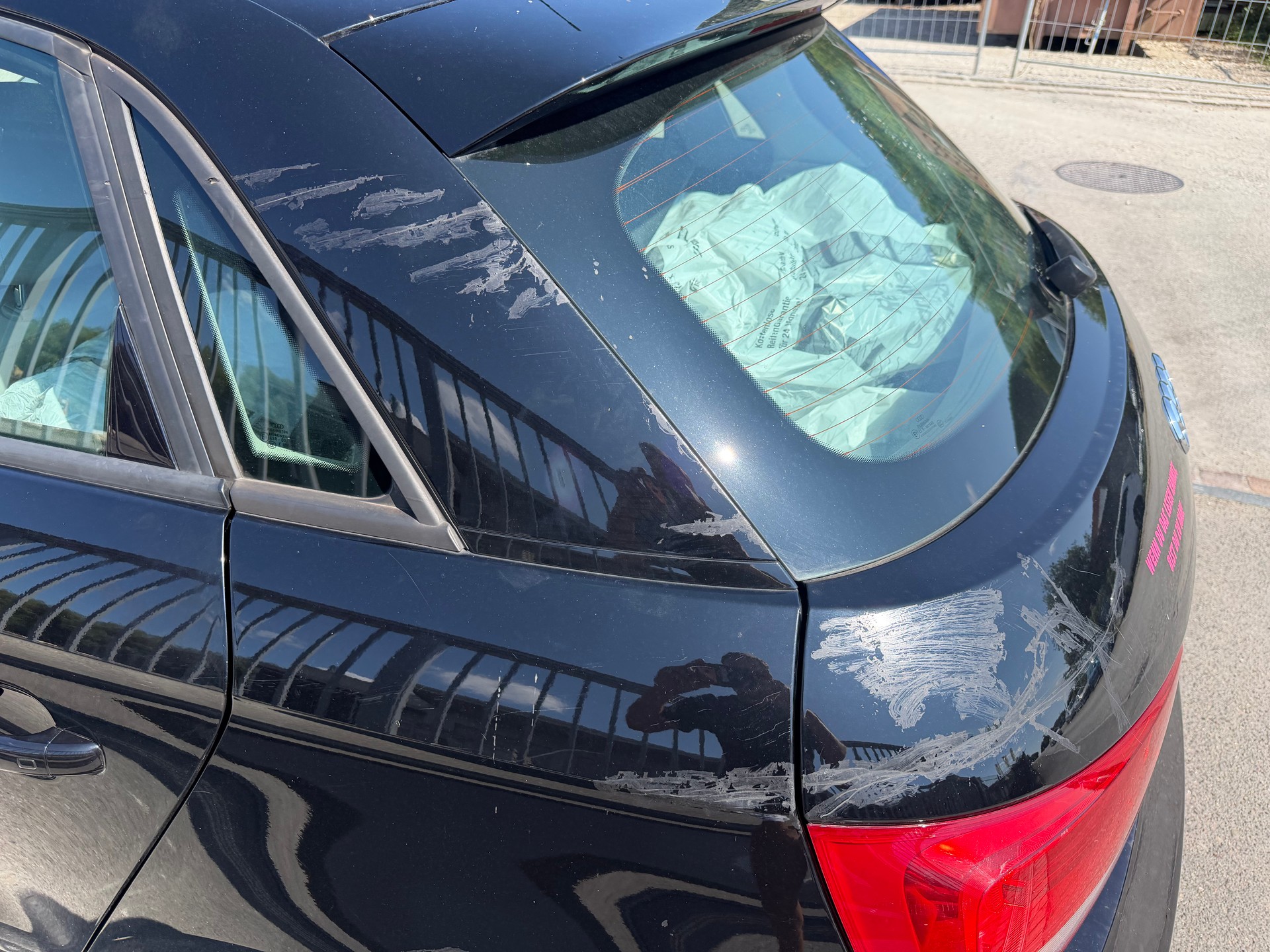 AUDI A1 Sportback 1.2 TFSI Attraction-image-9