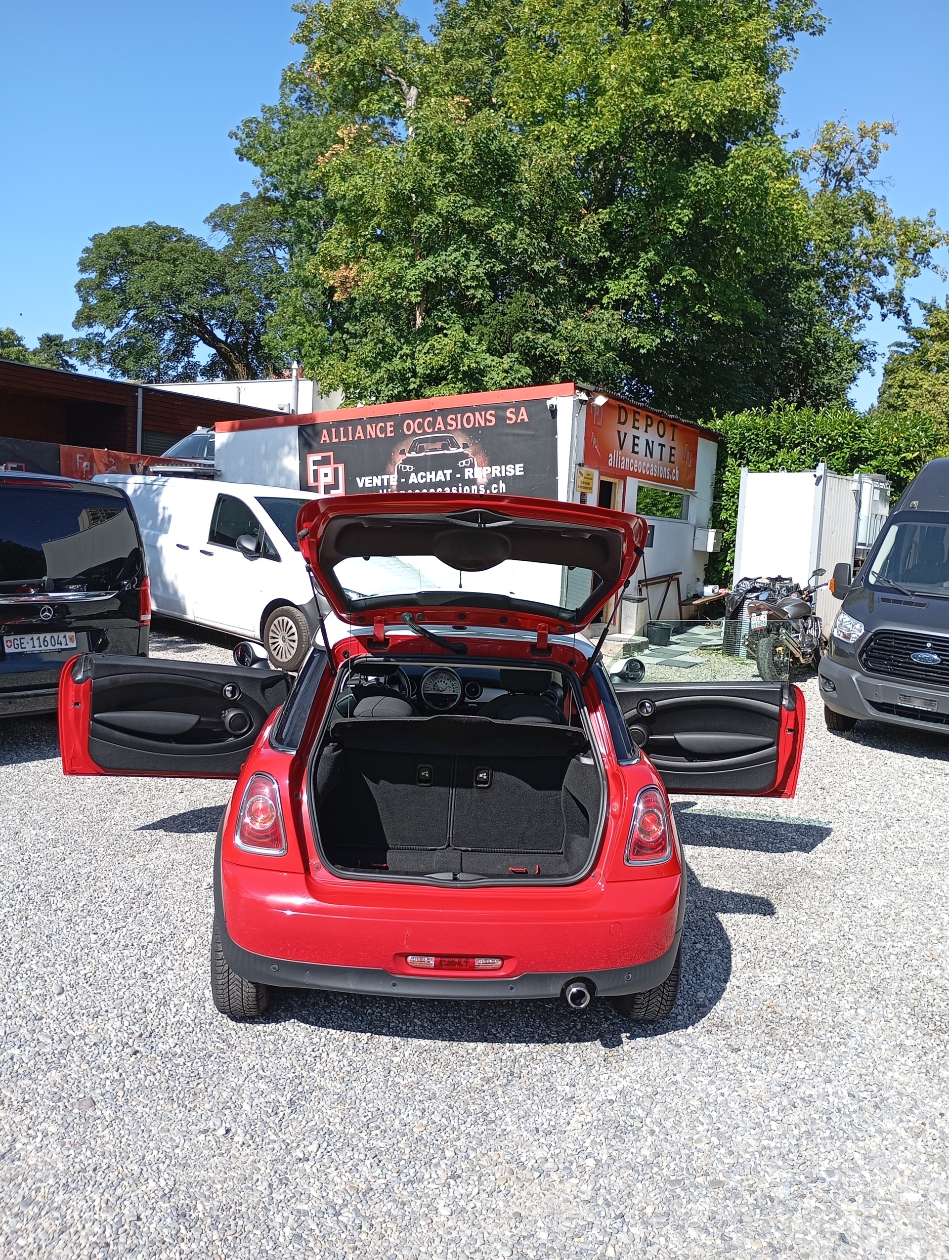 MINI Cooper Steptronic-image-11
