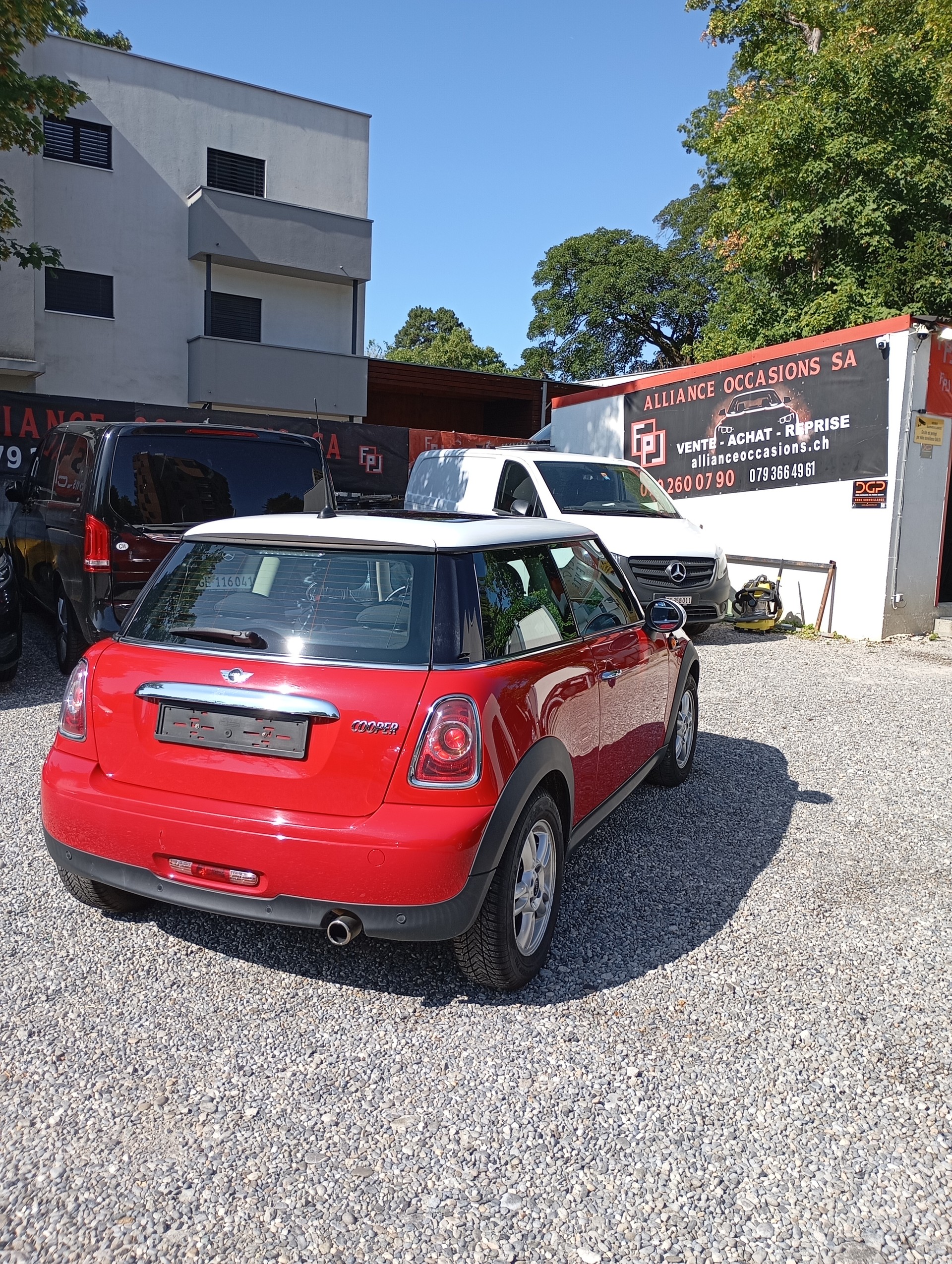 MINI Cooper Steptronic-image-6