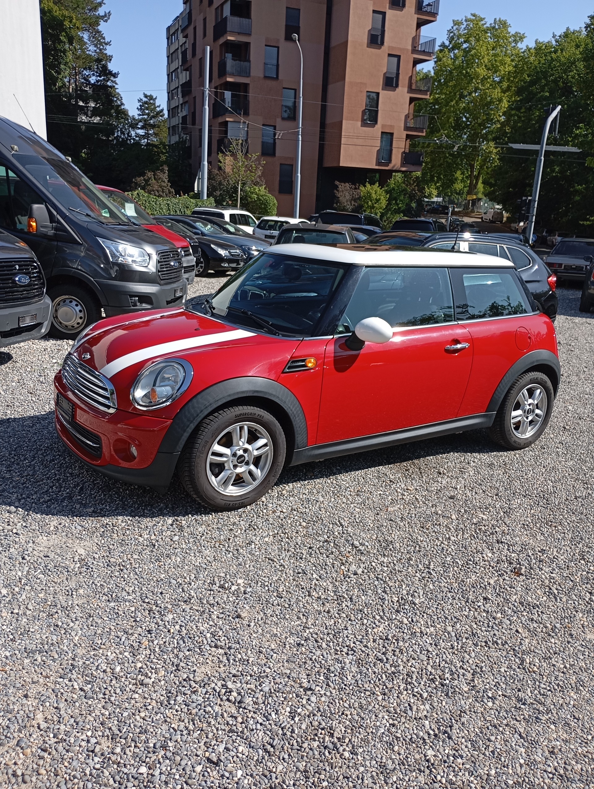 MINI Cooper Steptronic-image-3