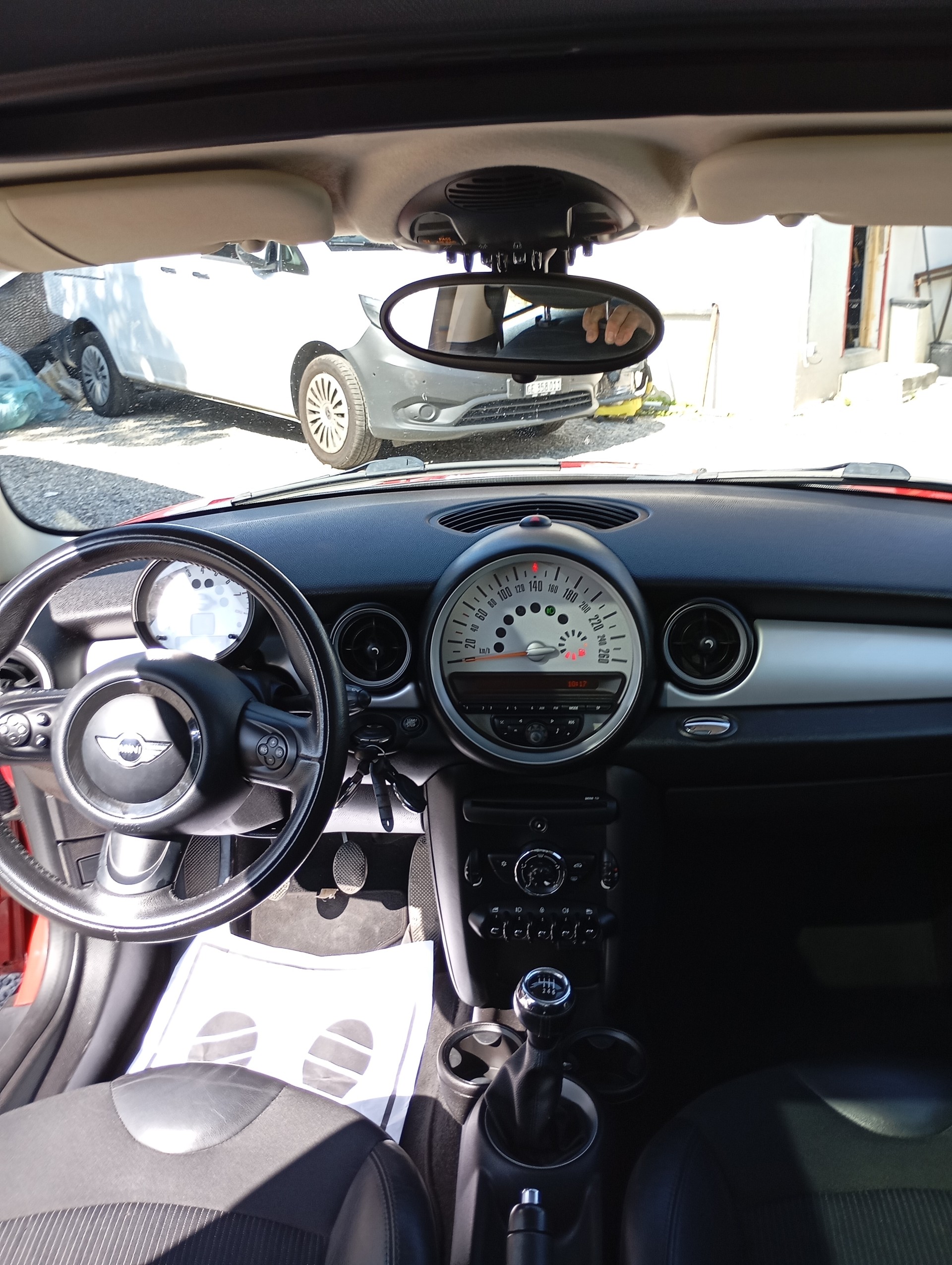 MINI Cooper Steptronic-image-18