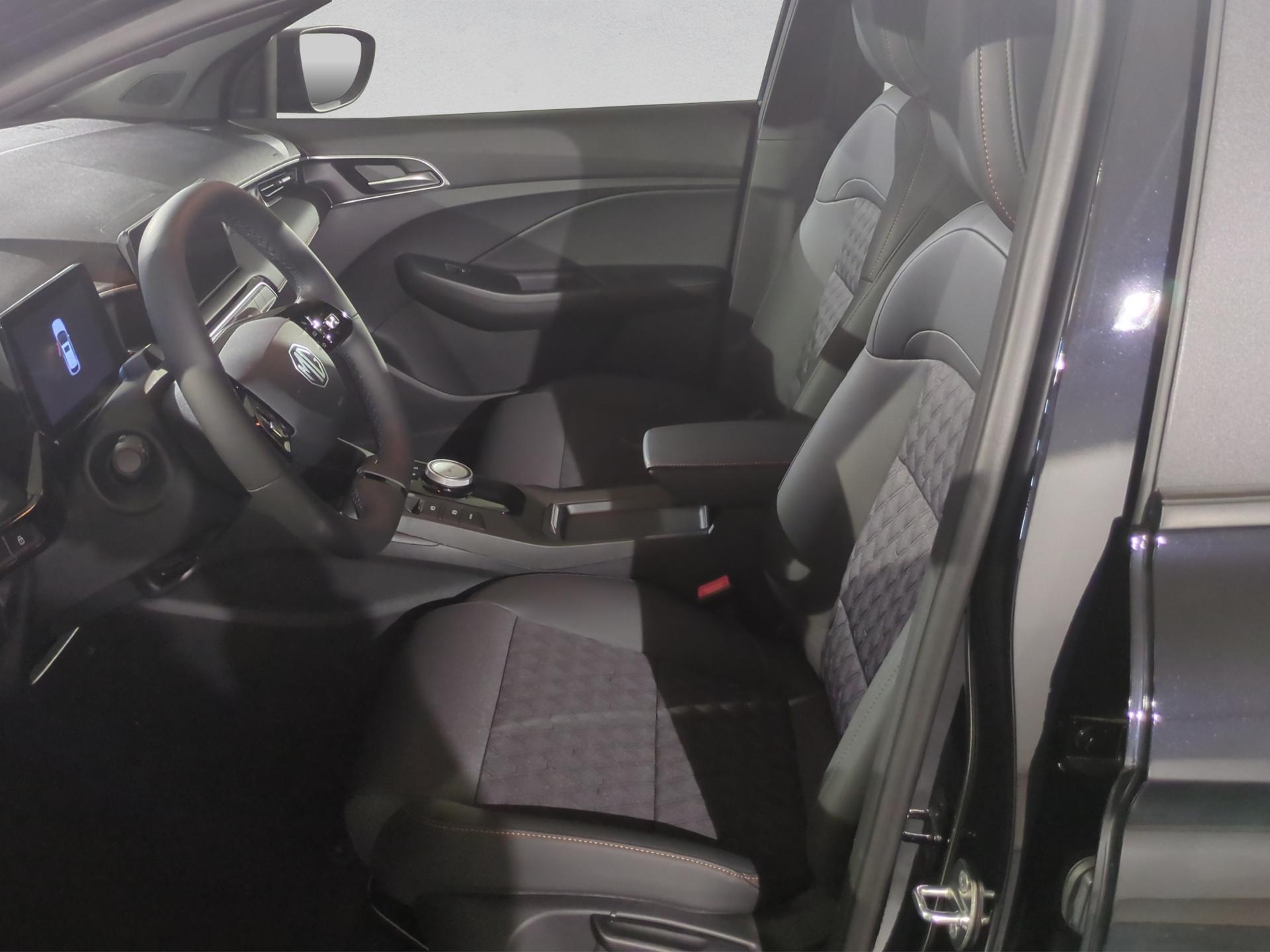 MG 3 1.5 Hybrid Luxury Aut.-image-8