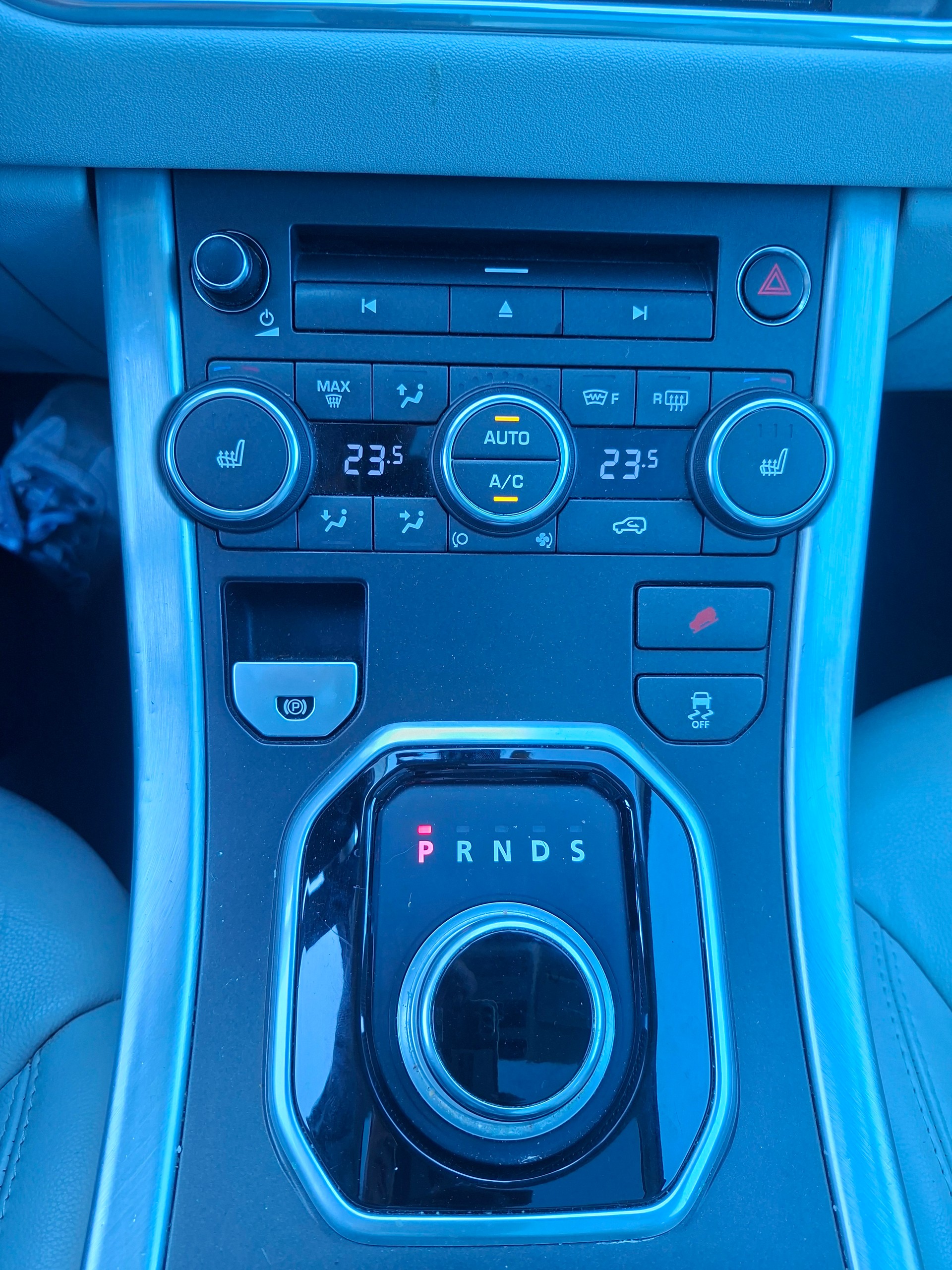 LAND ROVER Range Rover Evoque 2.0 Si4 Dynamic AT6-image-14