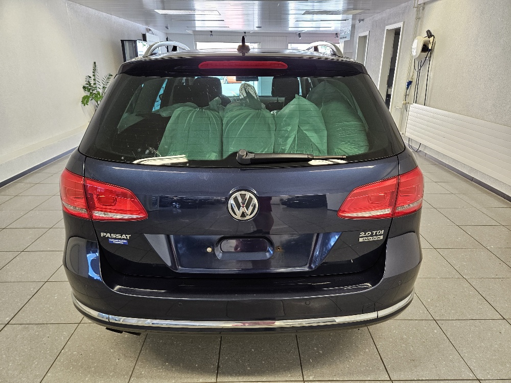 VW Passat Variant 2.0 TDI BMT Comfortline 4Motion-image-5