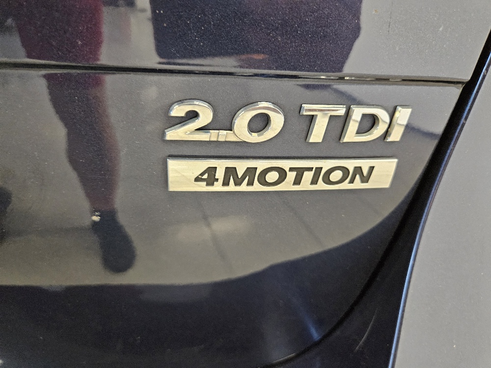 VW Passat Variant 2.0 TDI BMT Comfortline 4Motion-image-15