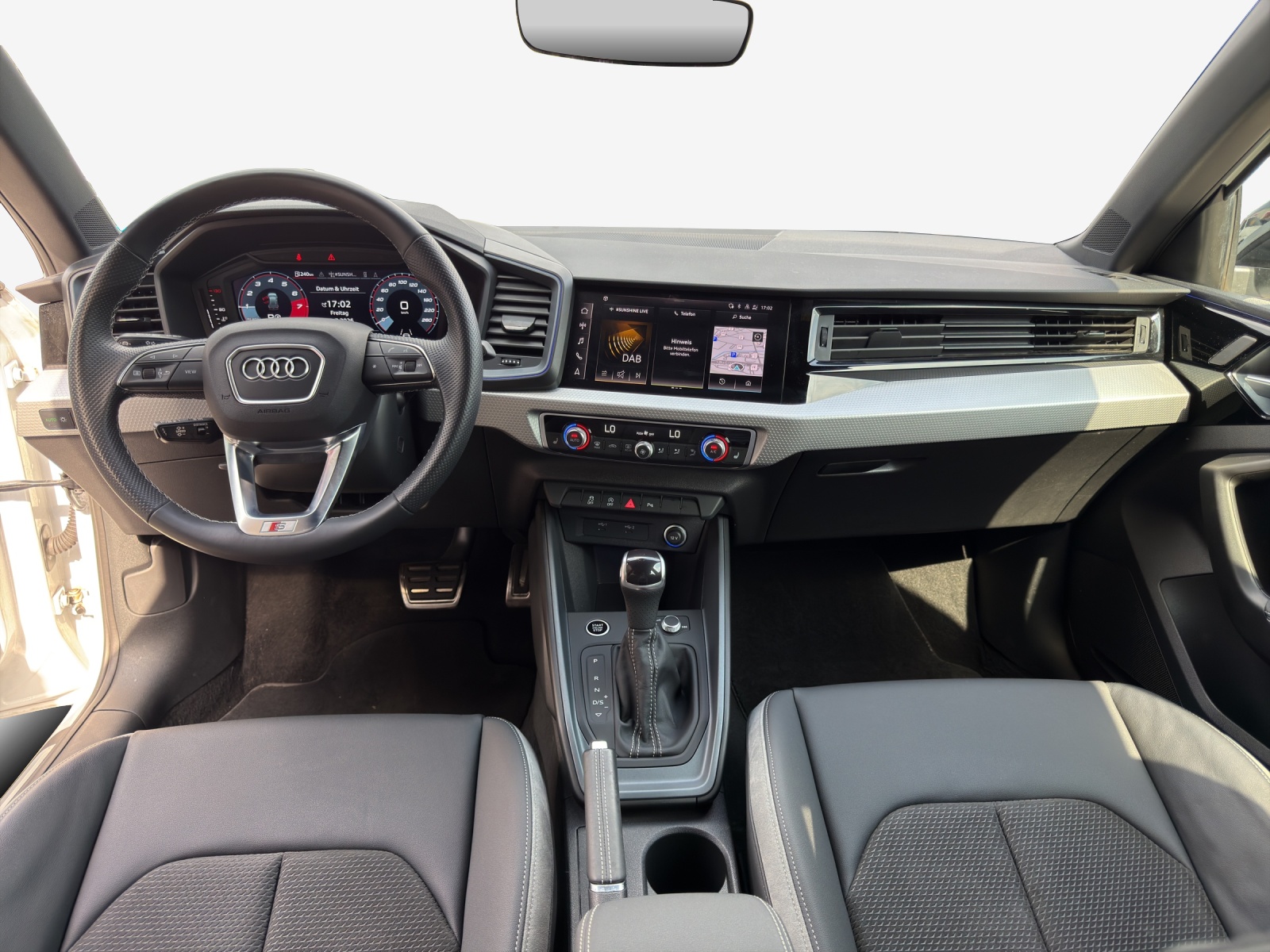 AUDI A1 allstreet 30 TFSI Attraction S-tronic-image-8
