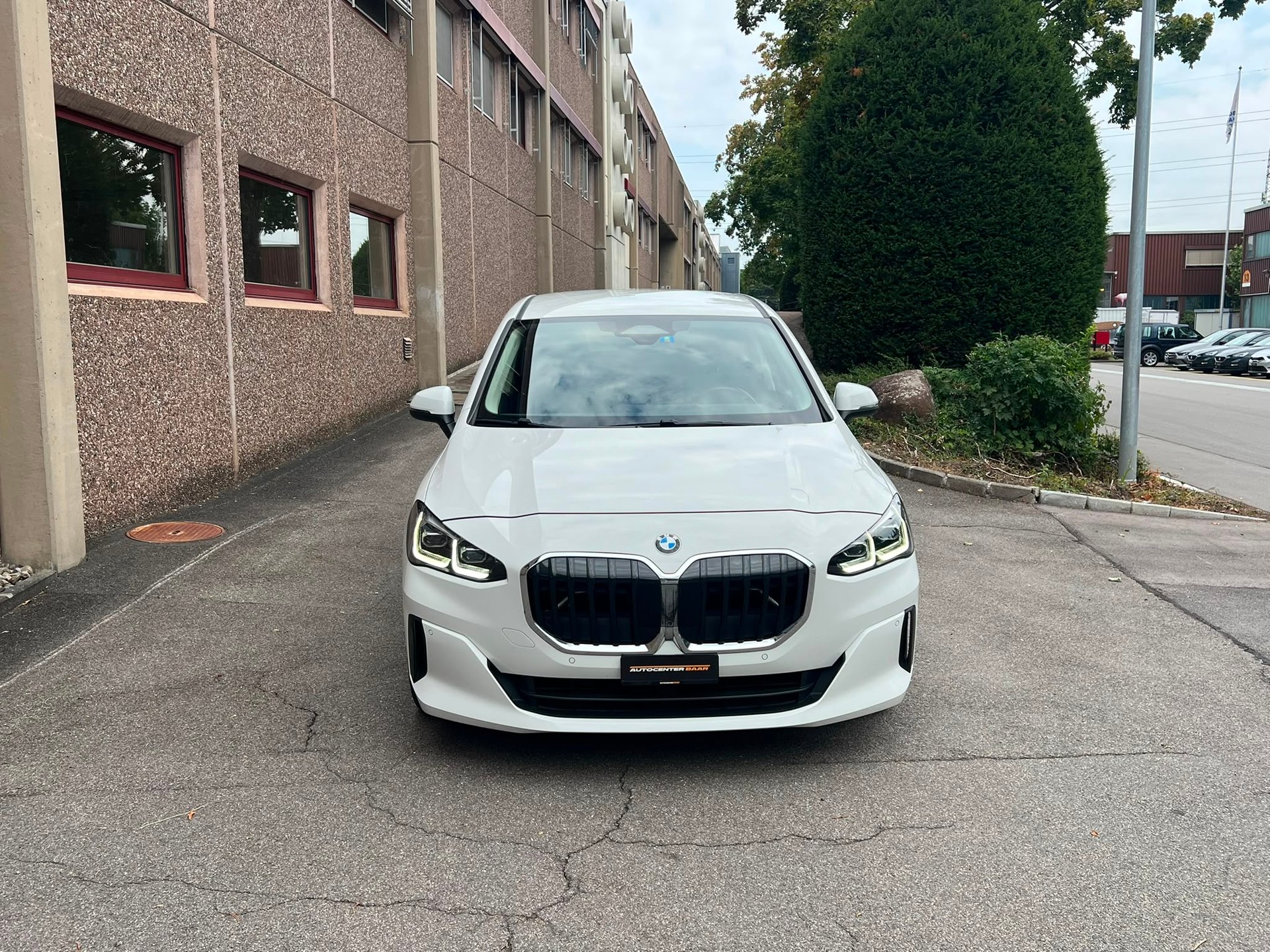 BMW 218d Active Tourer DKG-image-2