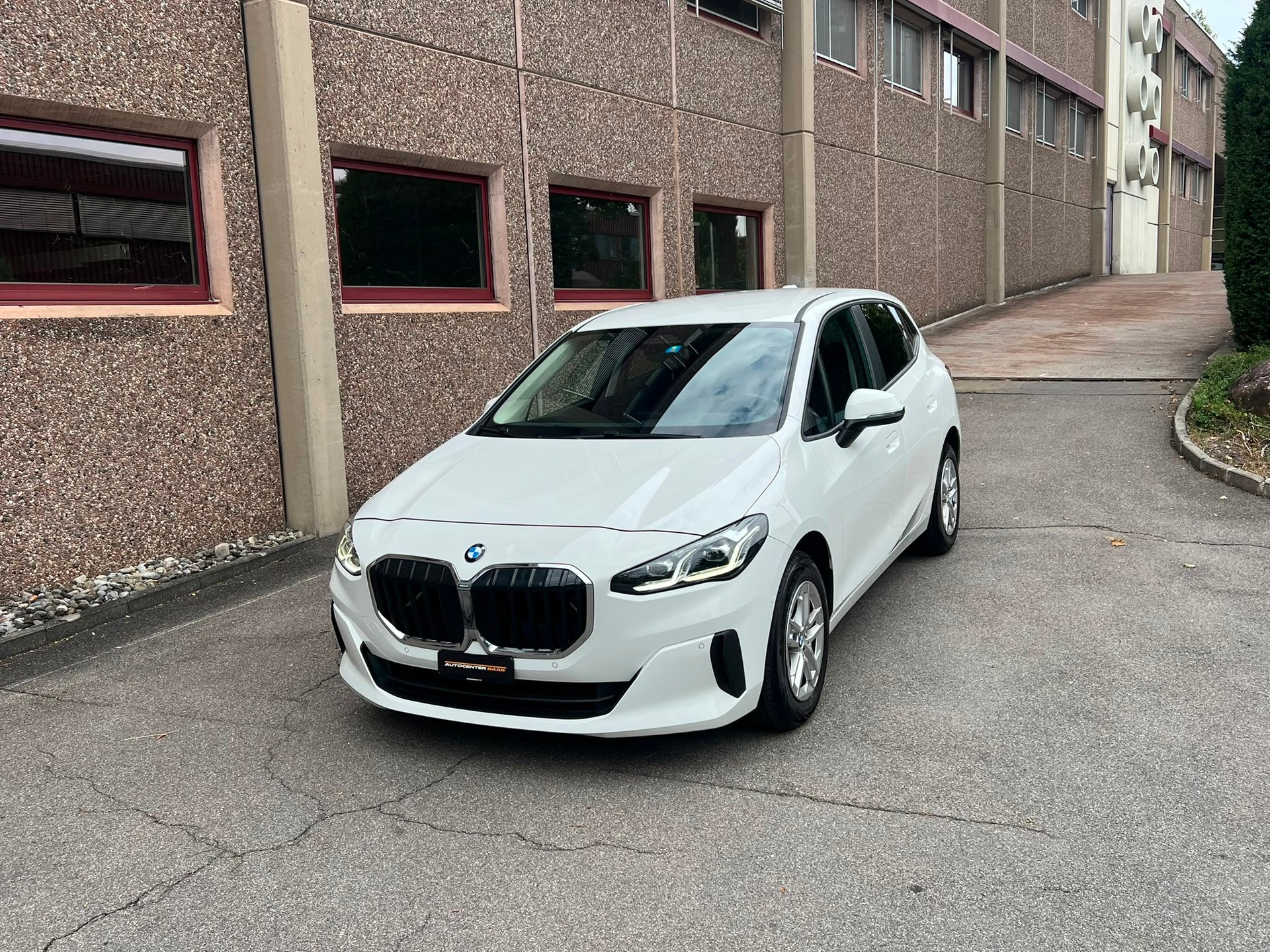 BMW 218d Active Tourer DKG-image-0