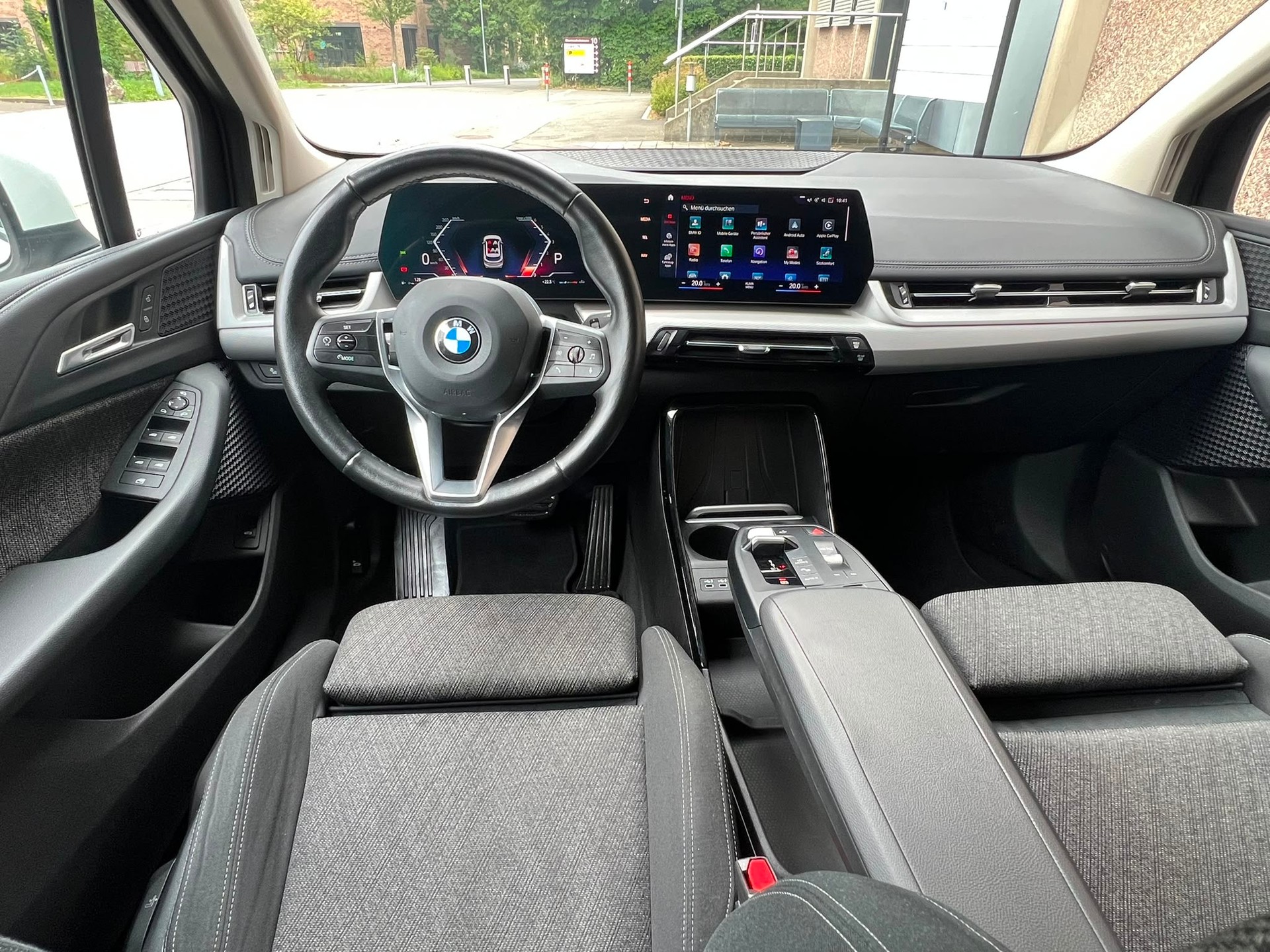BMW 218d Active Tourer DKG-image-8