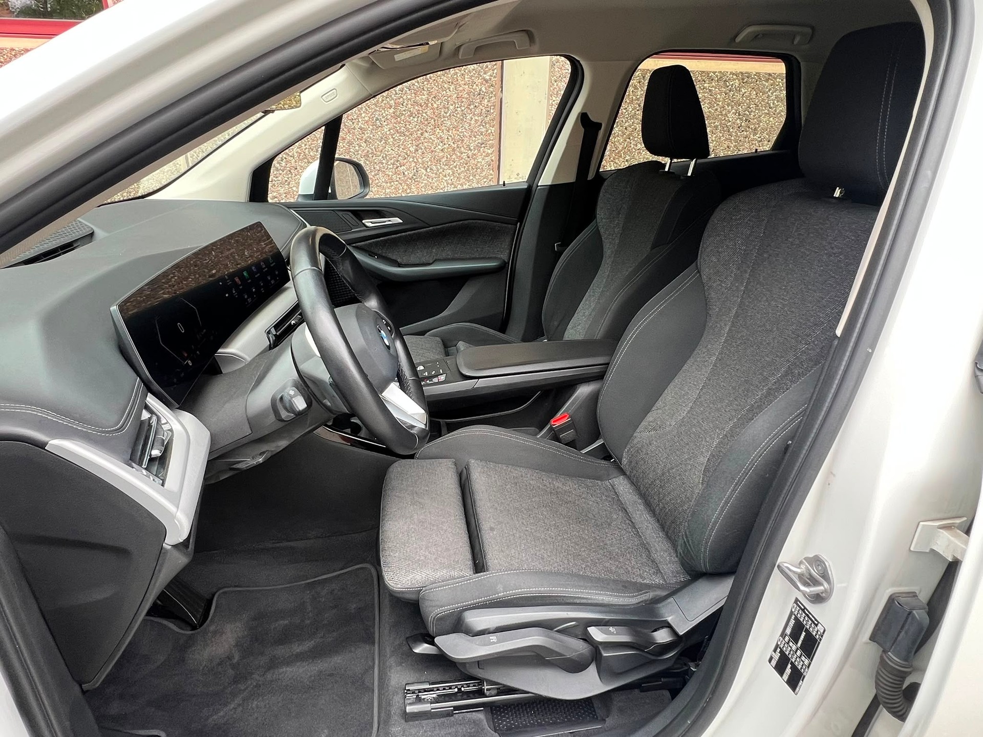 BMW 218d Active Tourer DKG-image-11