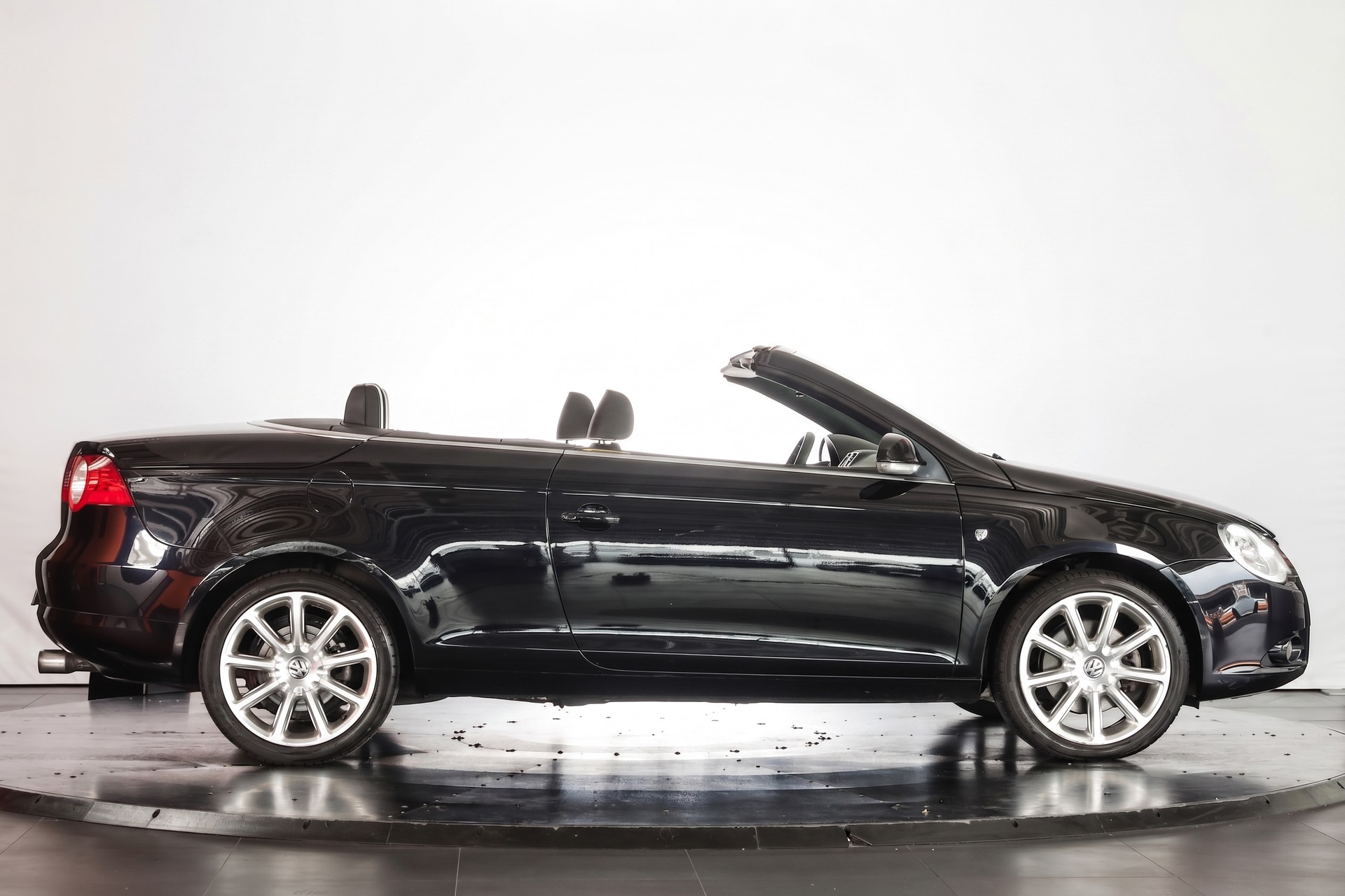 VW Eos 2.0 FSI Turbo-image-5