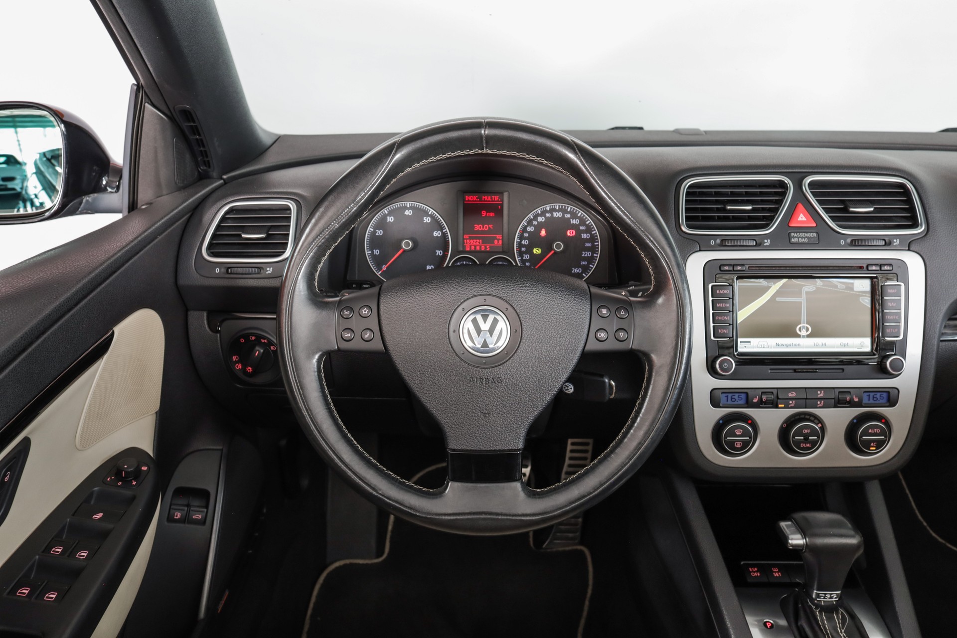 VW Eos 2.0 FSI Turbo-image-15