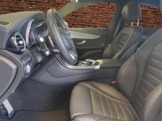 MERCEDES-BENZ GLC Coupé 250 d AMG 4M-image-10