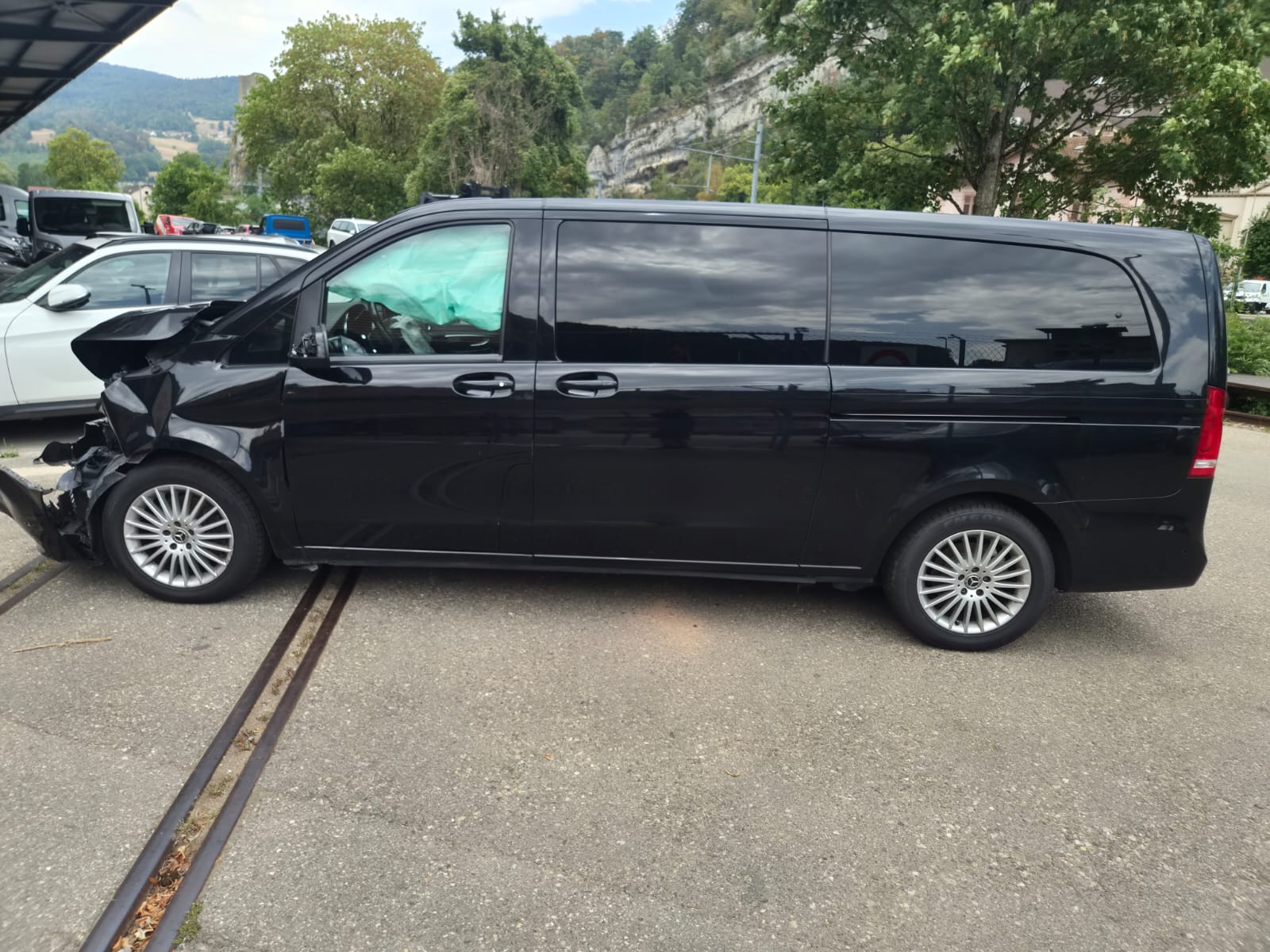 MERCEDES-BENZ V 300 d extralang Avantgarde 9G-Tronic-image-1