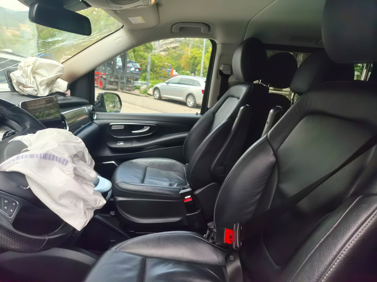 MERCEDES-BENZ V 300 d extralang Avantgarde 9G-Tronic-image-8