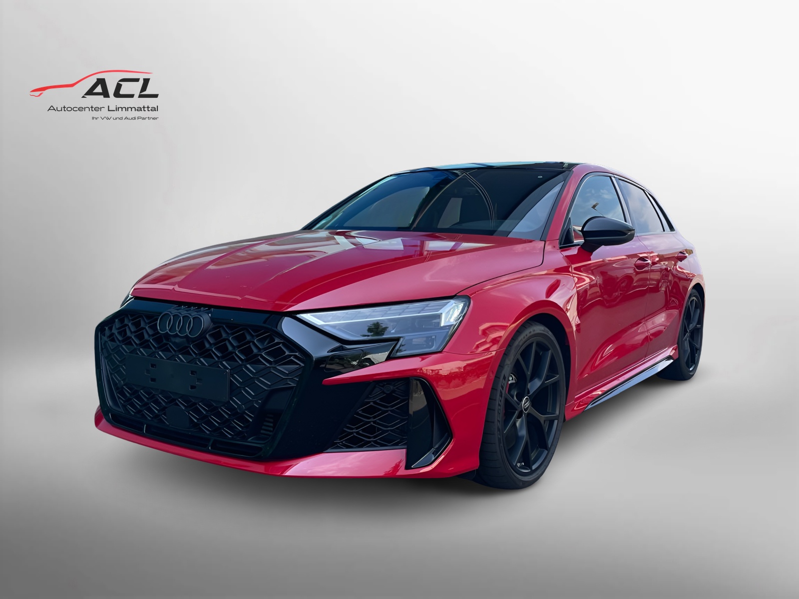 AUDI RS3 Sportback 2.5 TSI quattro S-tronic-image-0