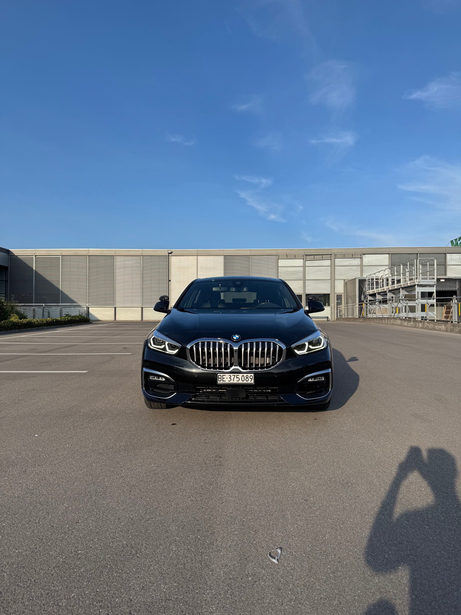BMW 118i-image-2