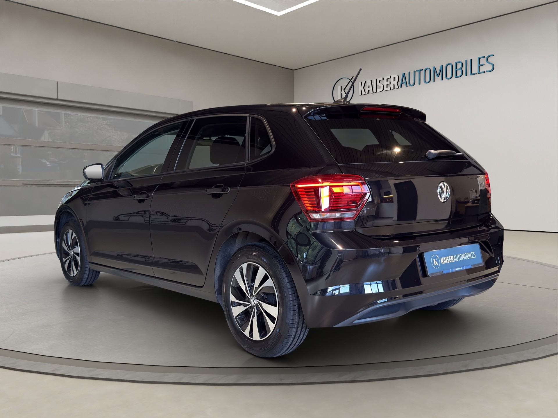 VW Polo 1.0 TSI BMT Comfortline DSG-image-2