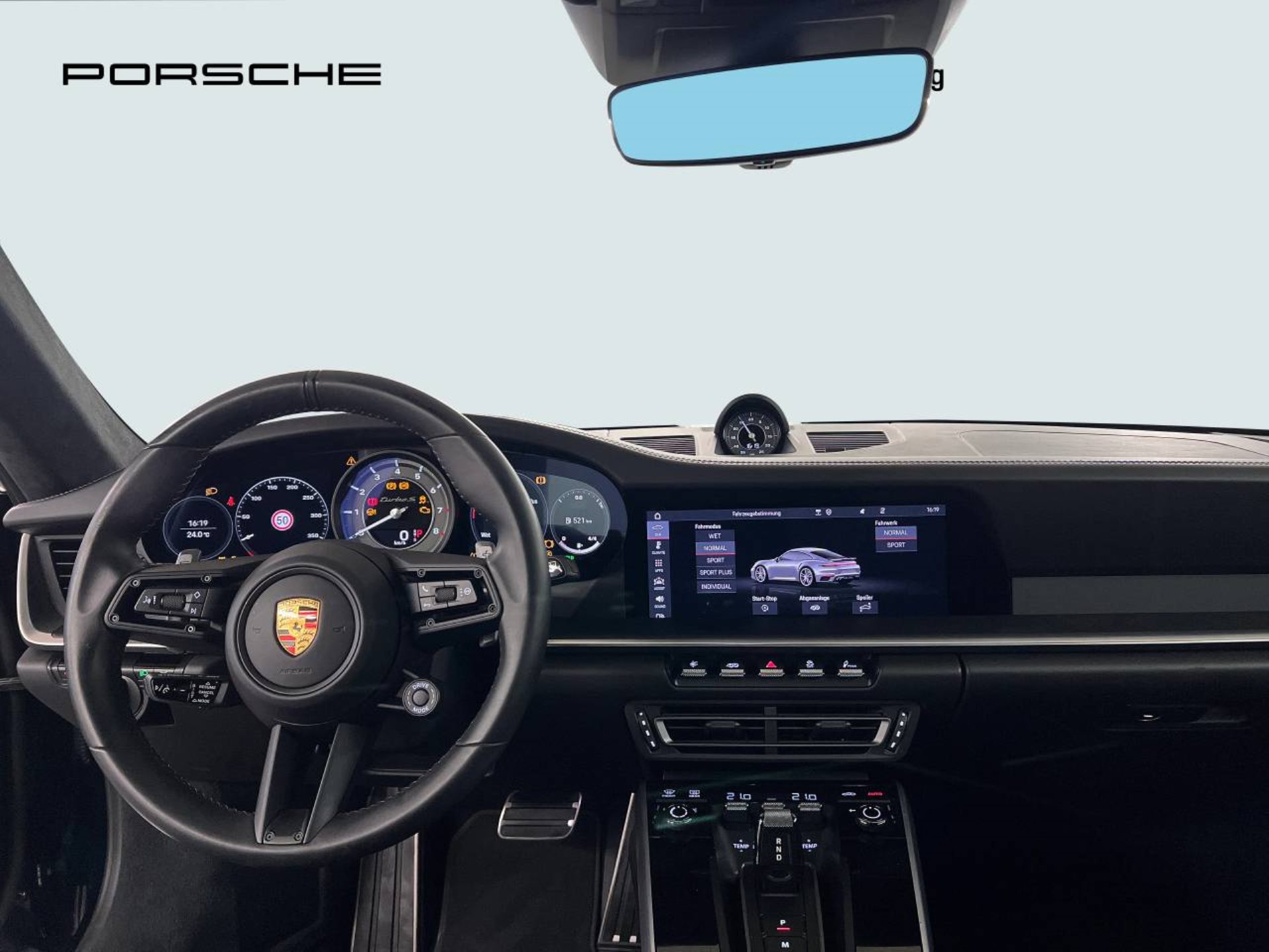 PORSCHE 911 Turbo S-image-16